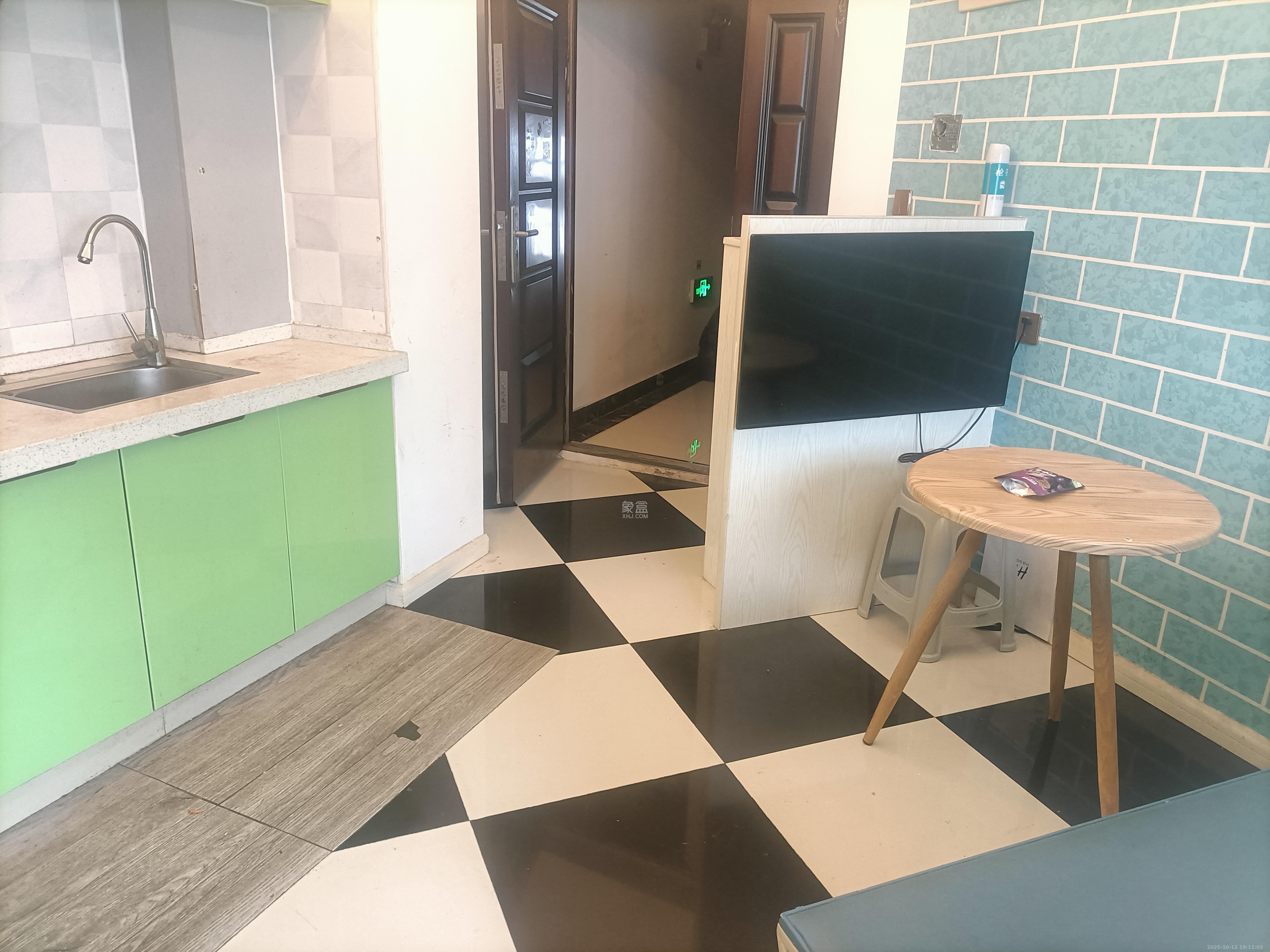 当代滨江MOMA  1室1厅1卫    1250.0元/月 当代滨江MOMA  1室1厅1卫    1250.0元/月室内图