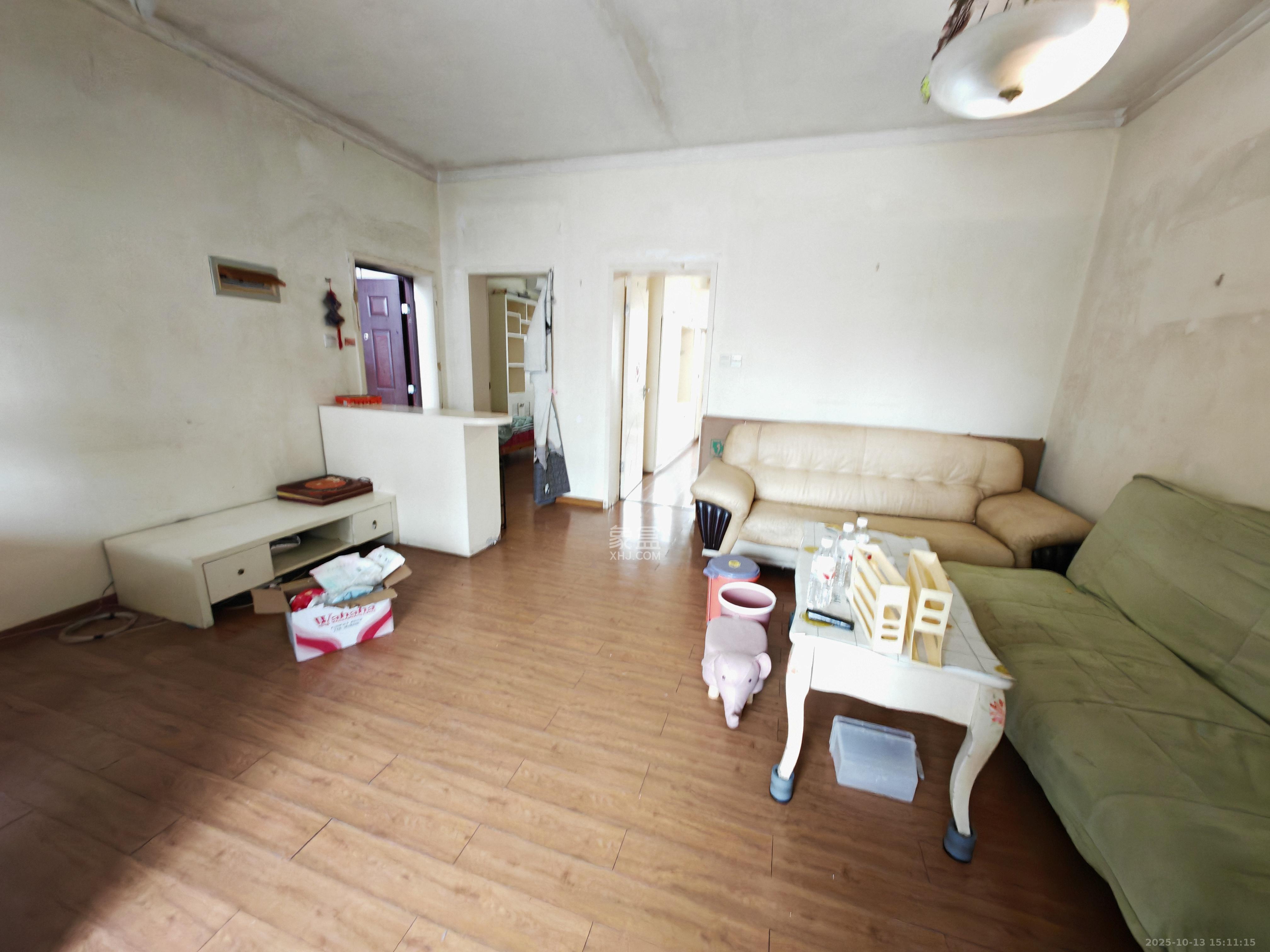 中国人民财产股份公司宿舍(人民保险公司宿舍) 2室1厅1卫 1600.0元/月 中国人民财产股份公司宿舍(人民保险公司宿舍) 2室1厅1卫 1600.0元/月室内图