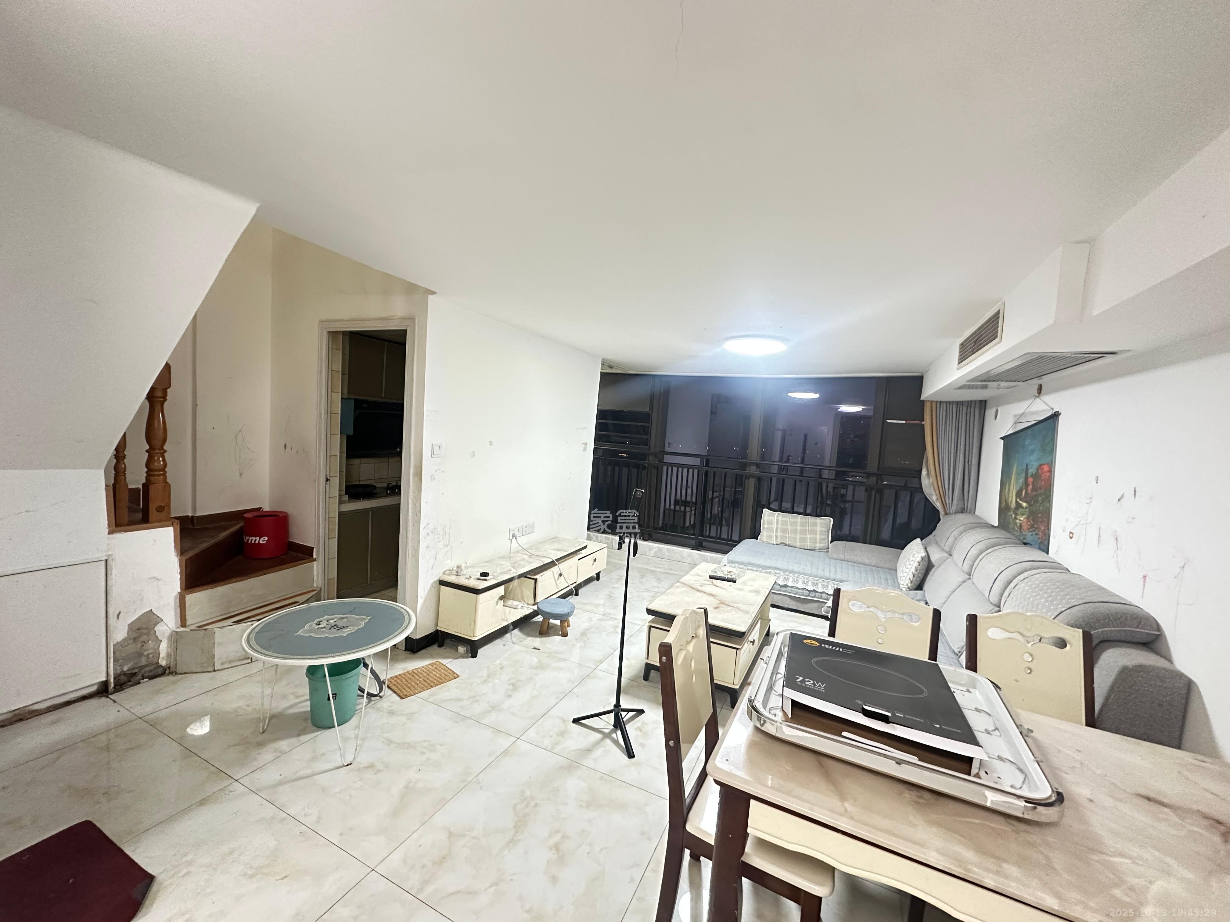 达美溪湖湾 3室1厅2卫 1900.0元/月 达美溪湖湾 3室1厅2卫 1900.0元/月室内图