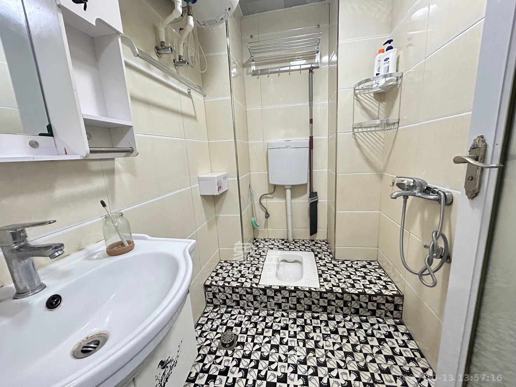 达美D6区  1室1厅1卫    1550.0元/月 达美D6区  1室1厅1卫    1550.0元/月室内图