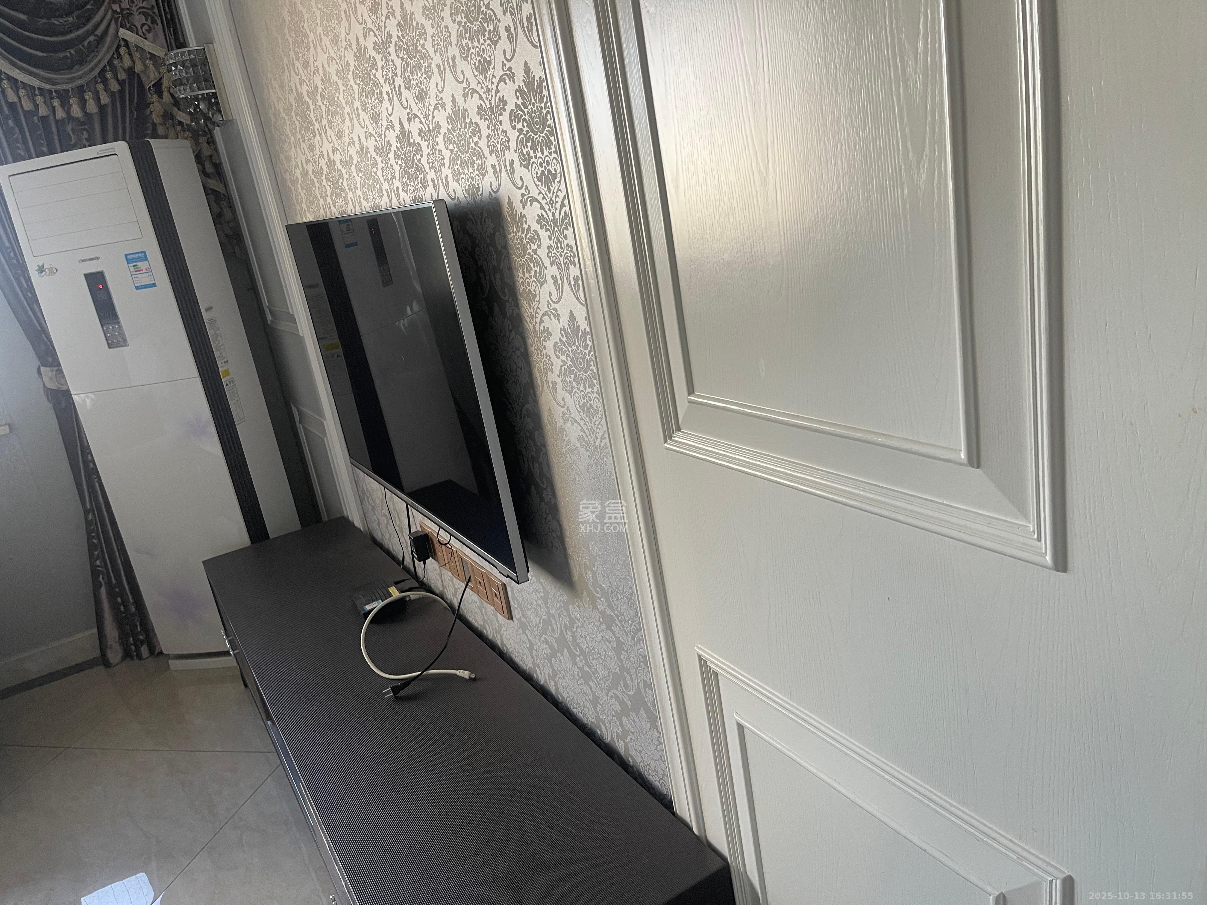 阳光锦城  3室2厅2卫    4000.0元/月室内图