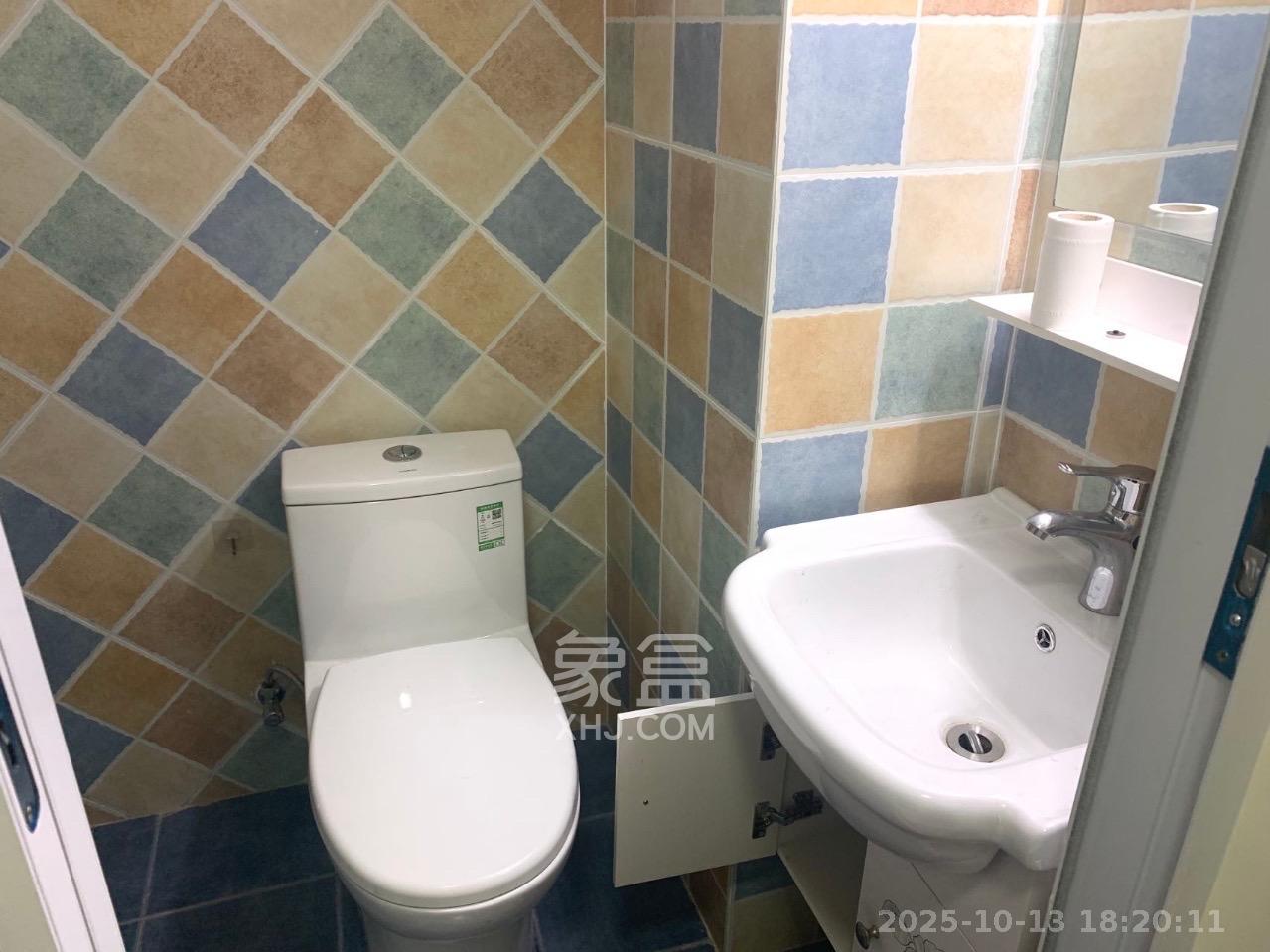 丰园城（鄱阳小区二期）  1室1厅1卫    1100.0元/月室内图