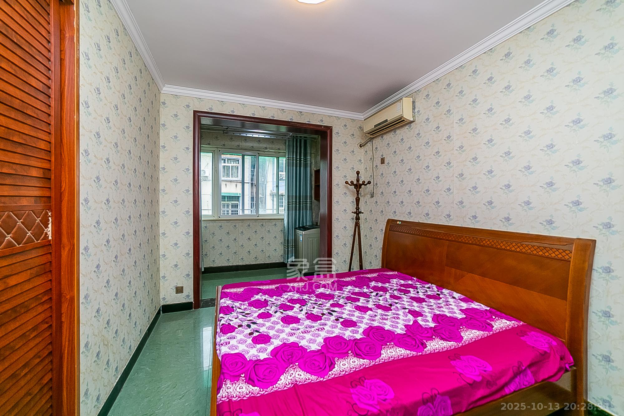 天翔新新家园  2室2厅1卫    42.0万卧室