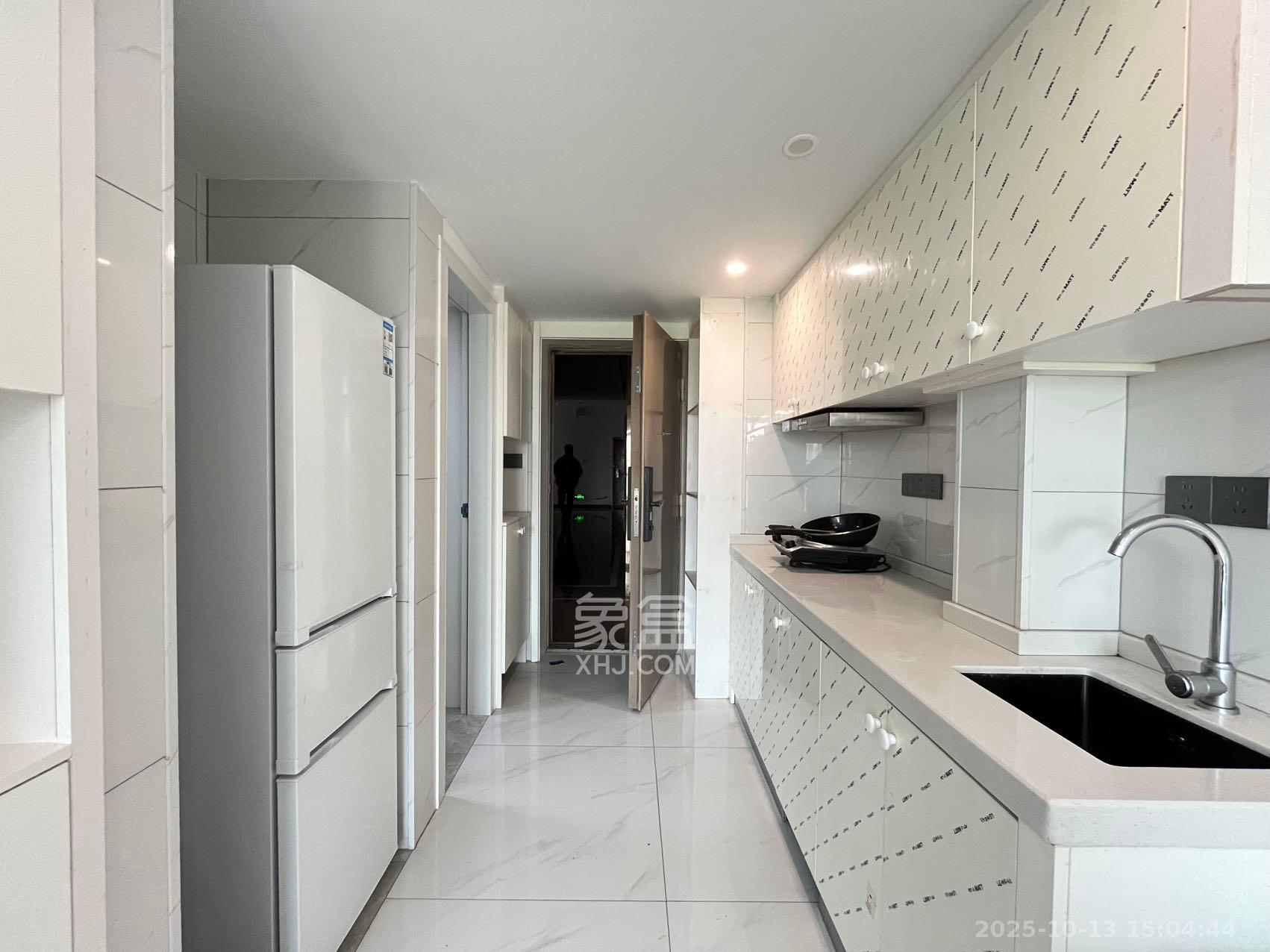 荣盛花语书苑  2室1厅1卫    2300.0元/月室内图