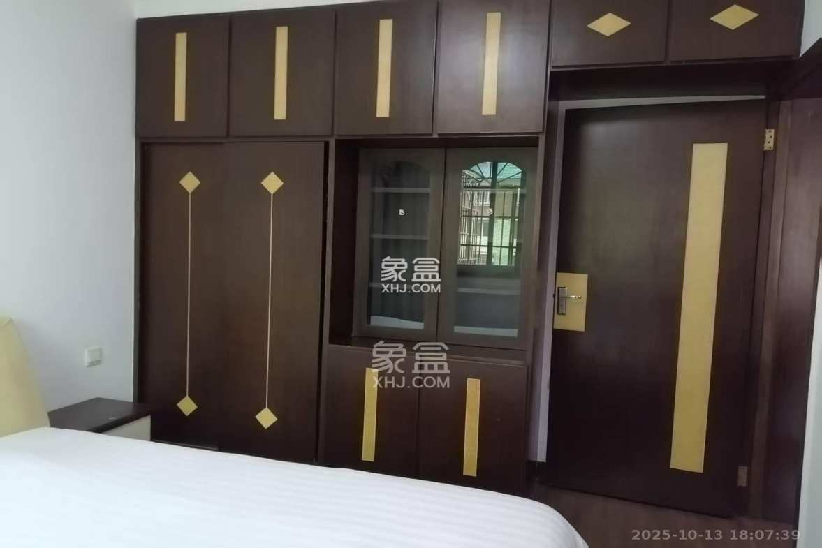 广福园 2室2厅1卫 1700.0元/月 广福园 2室2厅1卫 1700.0元/月室内图