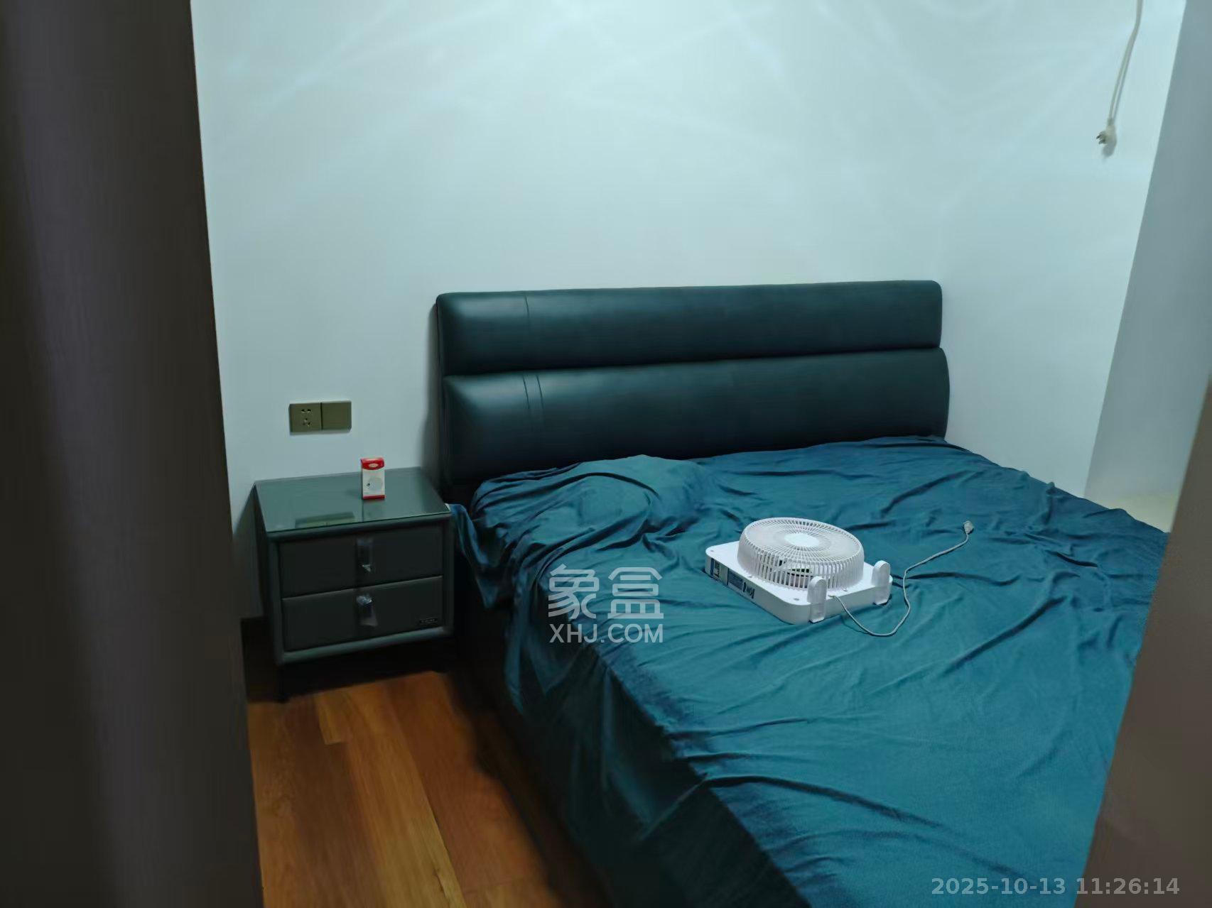 汇金城/嘉华城（二期、三期）  3室2厅2卫    2500.0元/月室内图