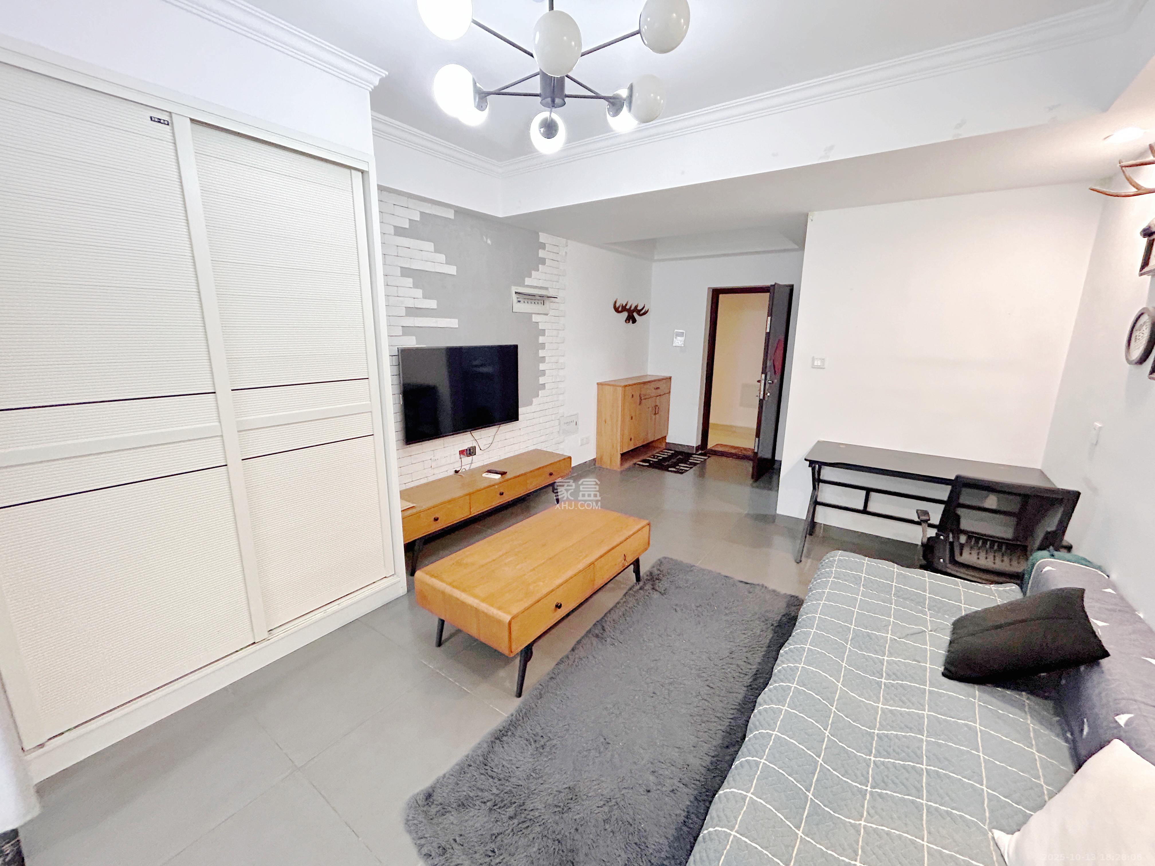 欧亚达国际广场 1室1厅1卫 2000.0元/月 欧亚达国际广场 1室1厅1卫 2000.0元/月室内图