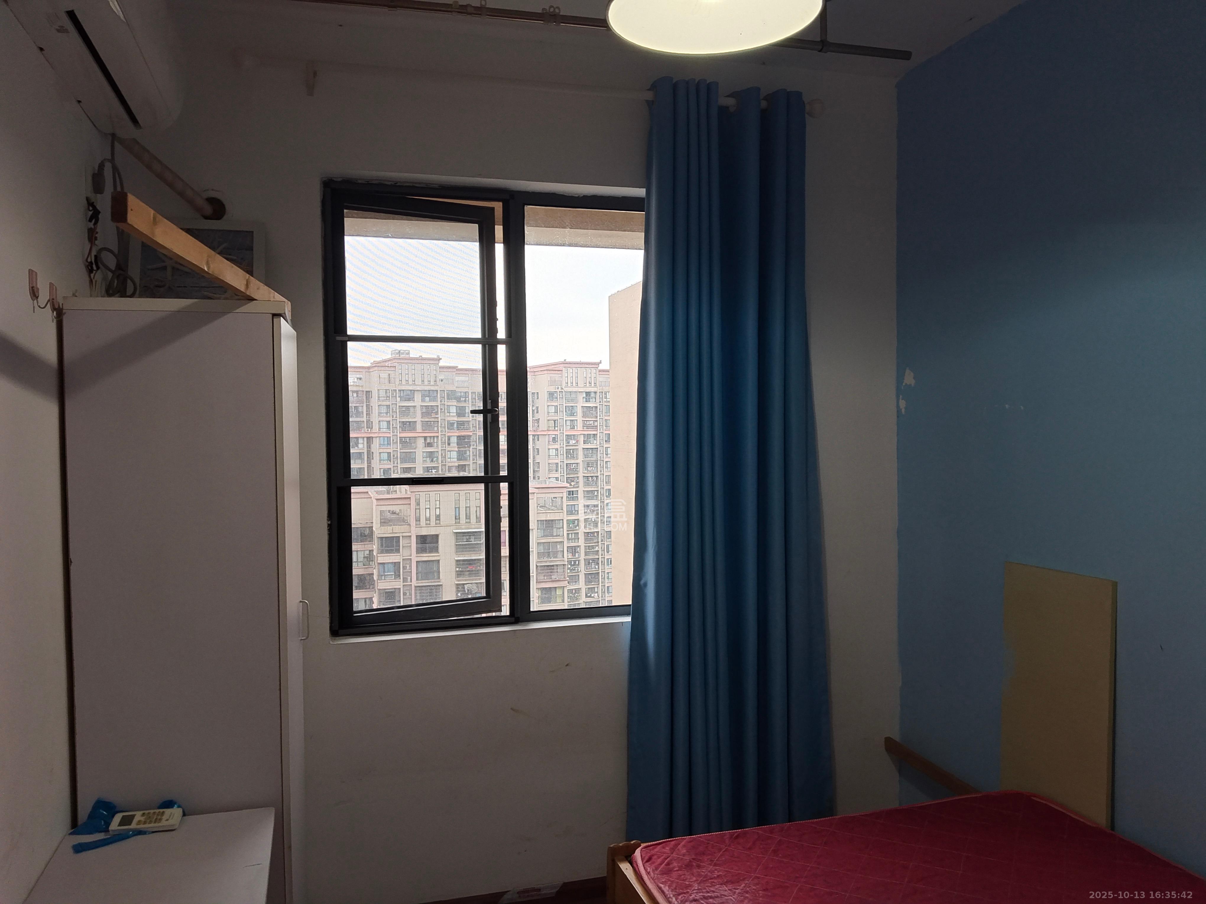 鑫远御文台二期 1室1厅1卫 2800.0元/月 鑫远御文台二期 1室1厅1卫 2800.0元/月室内图