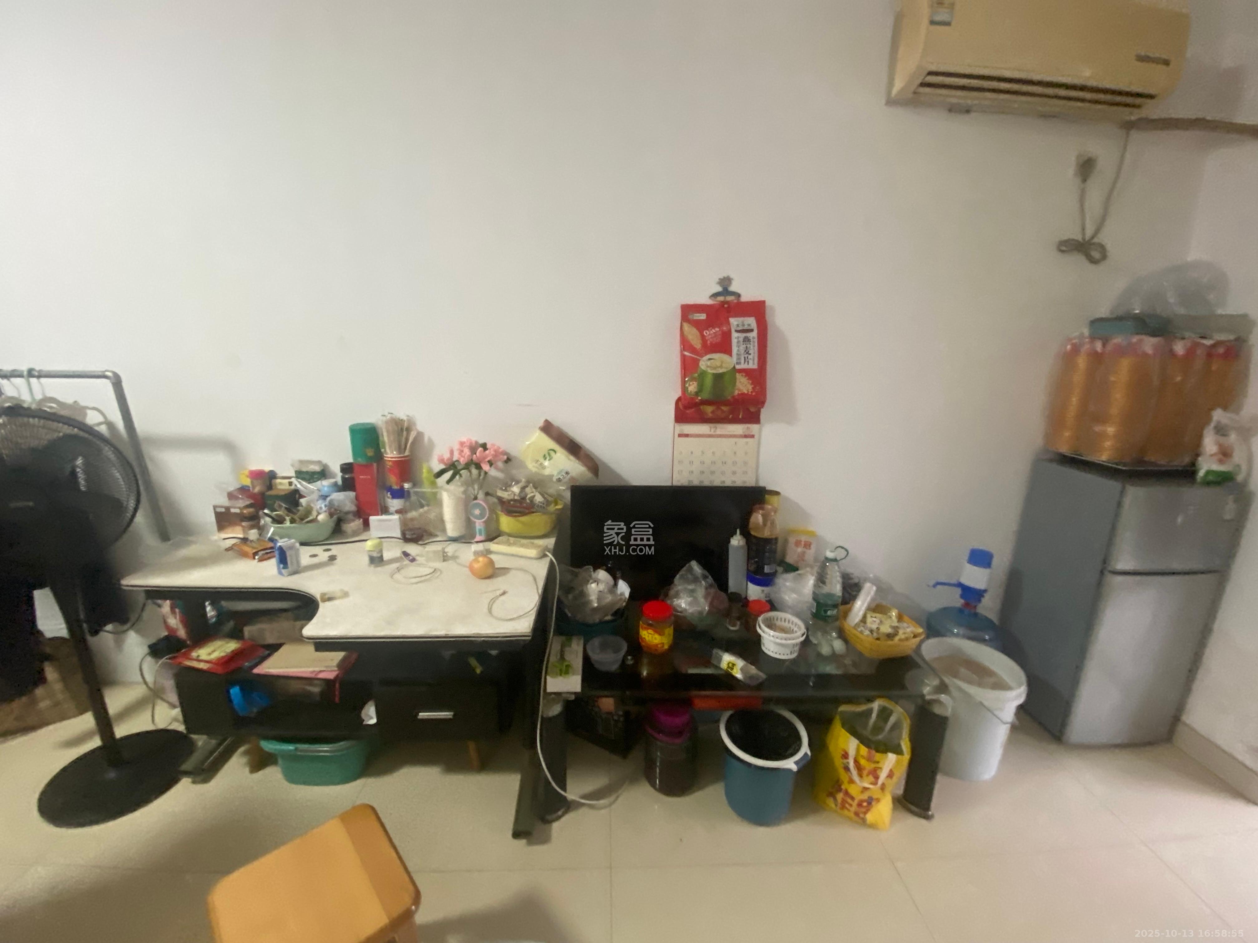 尚都花园城  1室1厅1卫    900.0元/月 尚都花园城  1室1厅1卫    900.0元/月室内图