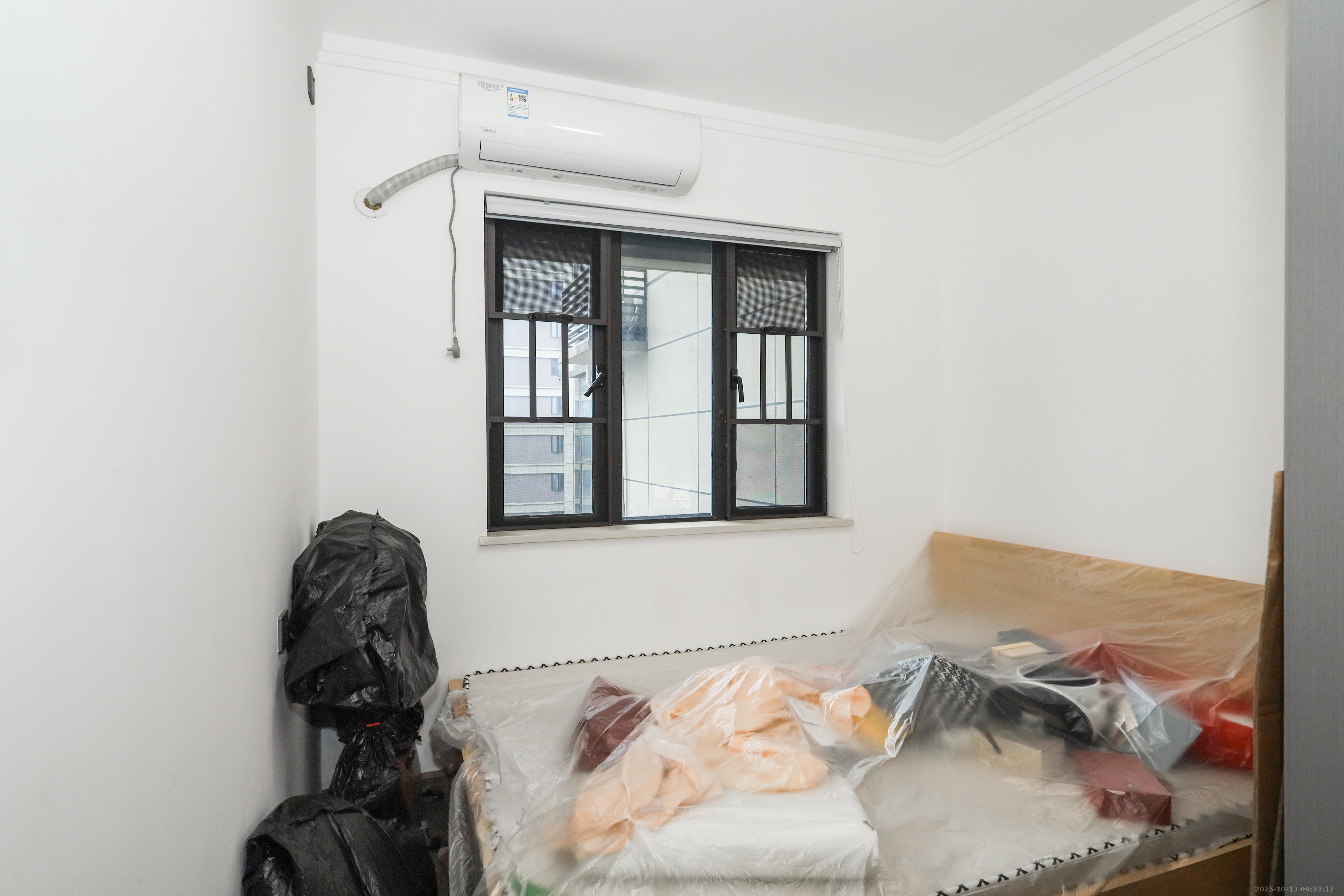 招商华发依云曦城 4室2厅2卫 3000.0元/月 招商华发依云曦城 4室2厅2卫 3000.0元/月室内图