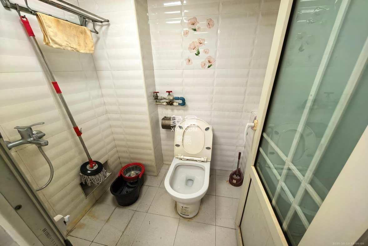 华菱新城地标 2室2厅1卫 1600.0元/月 华菱新城地标 2室2厅1卫 1600.0元/月室内图