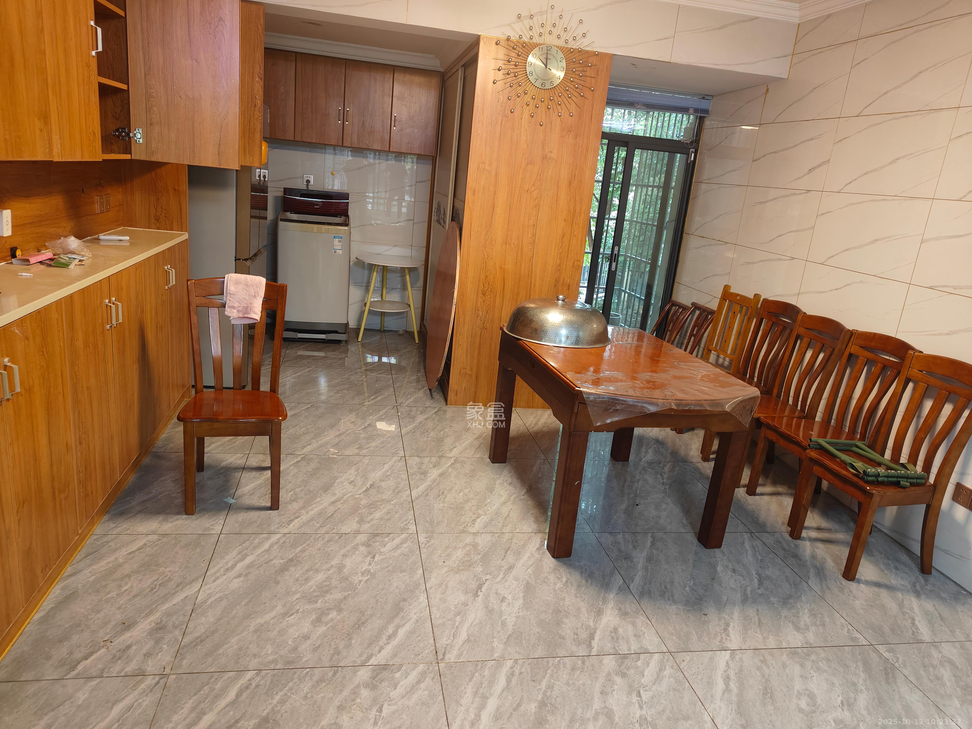 桥头家苑一期  3室2厅0卫    1900.0元/月 桥头家苑一期  3室2厅0卫    1900.0元/月室内图1