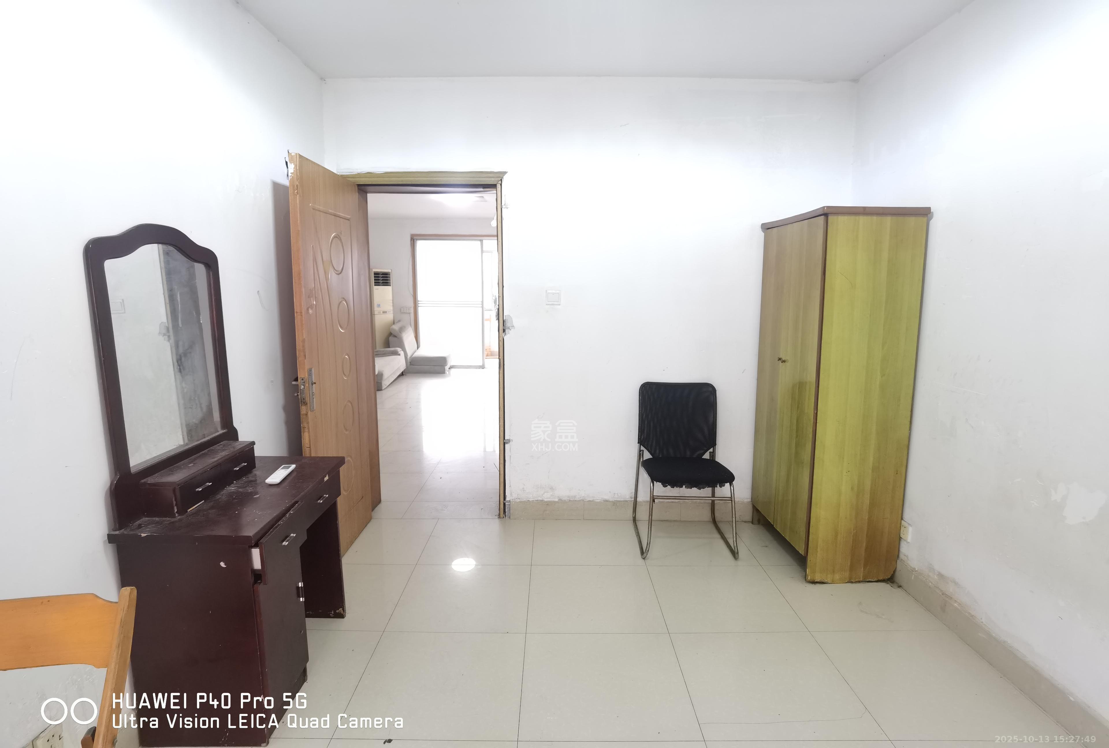 涂北社区-涂北新村  1室2厅1卫    2300.0元/月室内图