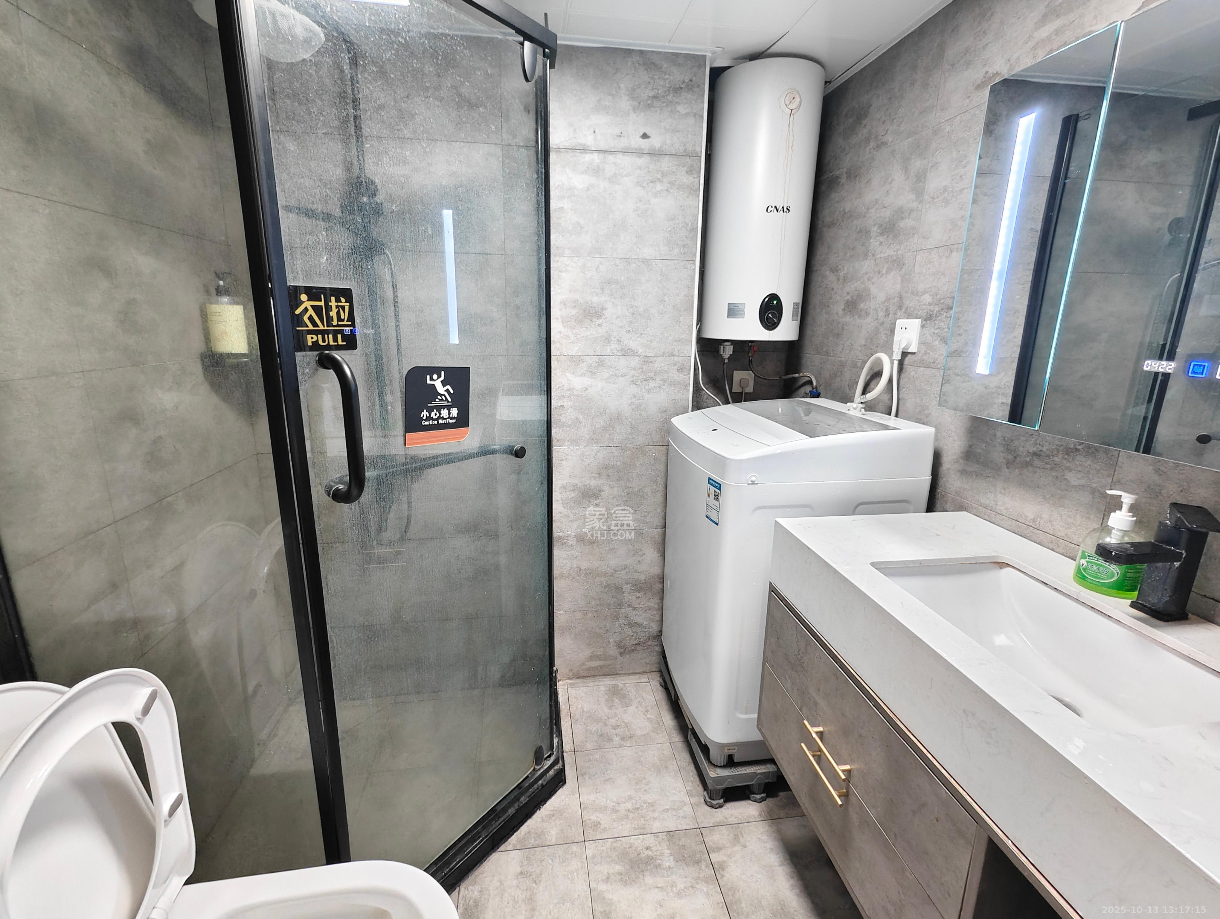 和府  1室1厅1卫    1700.0元/月 和府  1室1厅1卫    1700.0元/月室内图