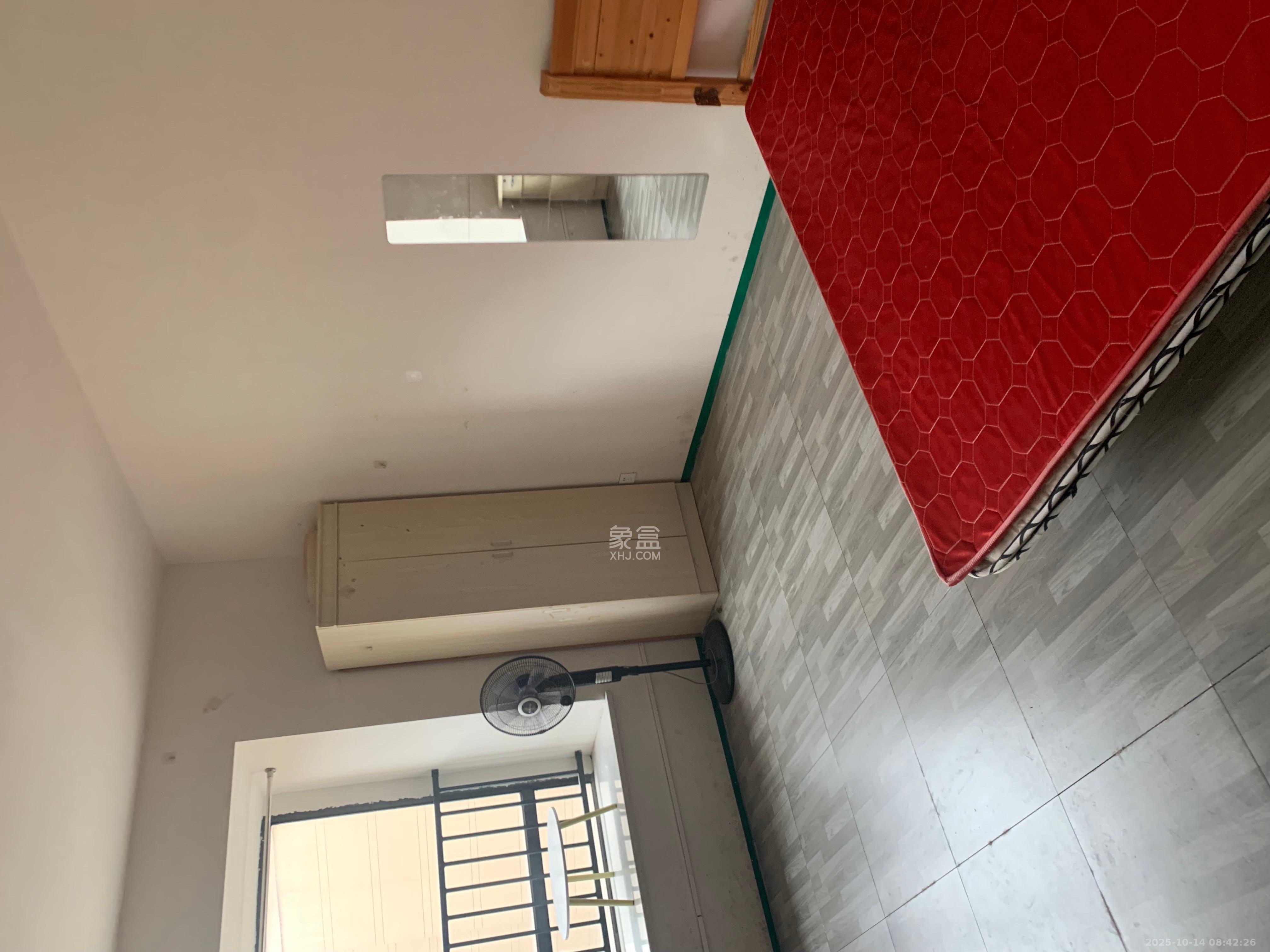 西湖鸿运佳苑  1室0厅0卫    800.0元/月室内图