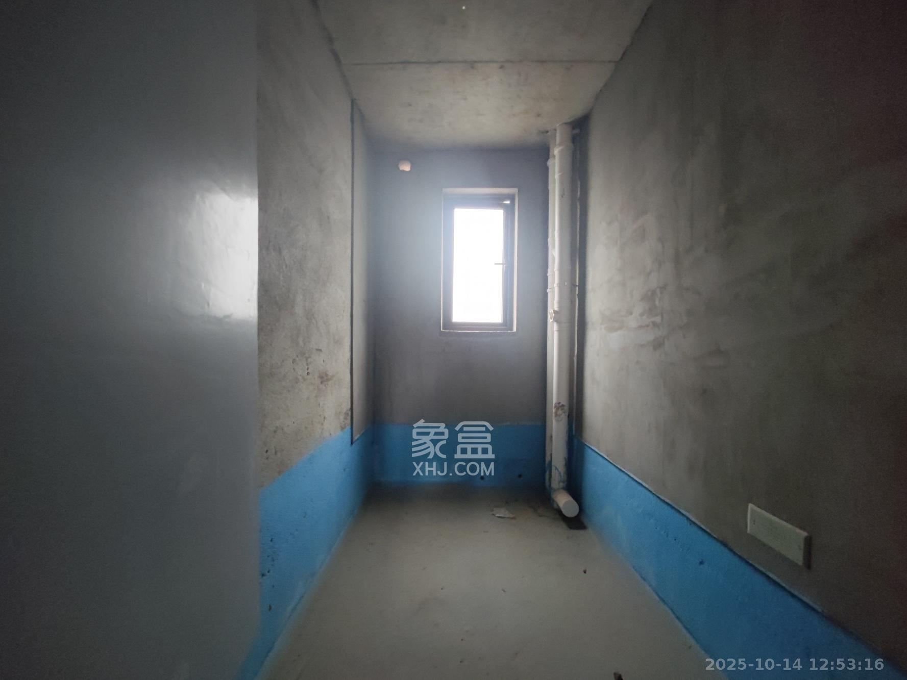 合能枫丹丽舍(柏悦名苑) 3室2厅1卫 98.0万 合能枫丹丽舍(柏悦名苑) 3室2厅1卫 98.0万卫生间