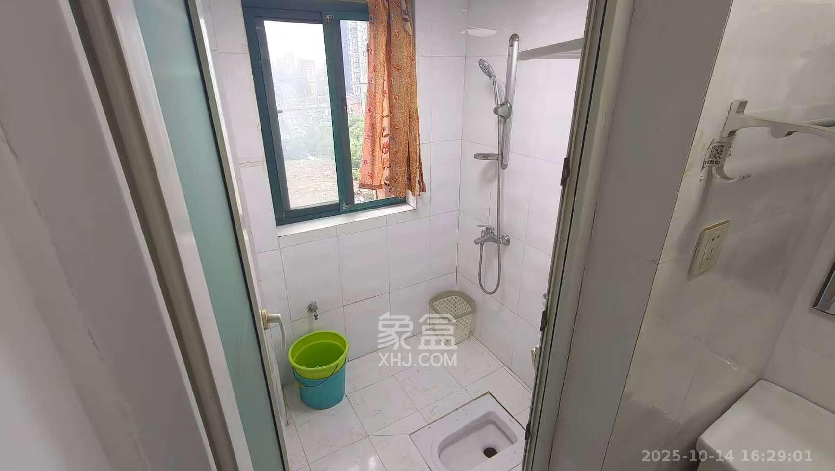 中江国际花城 2室2厅2卫 2600.0元/月 中江国际花城 2室2厅2卫 2600.0元/月室内图