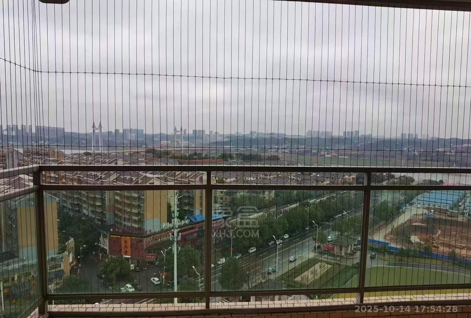 晋合湘水湾一期  2室2厅2卫    2200.0元/月室内图