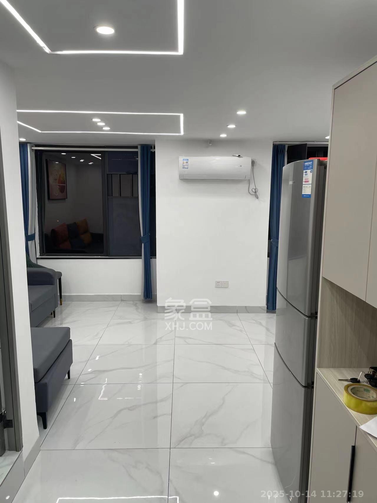 新城悦隽公园  2室1厅2卫    1800.0元/月 新城悦隽公园  2室1厅2卫    1800.0元/月