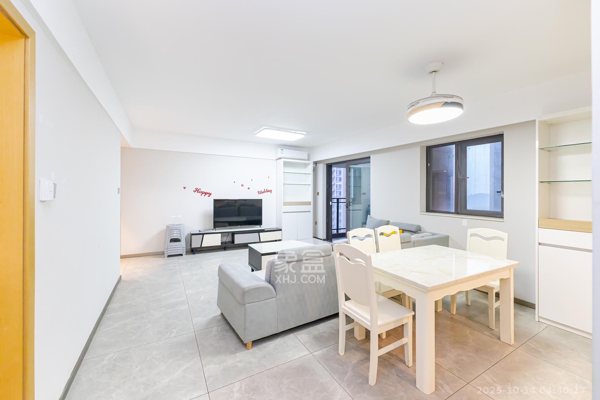 时代倾城四期  3室2厅2卫    86.0万