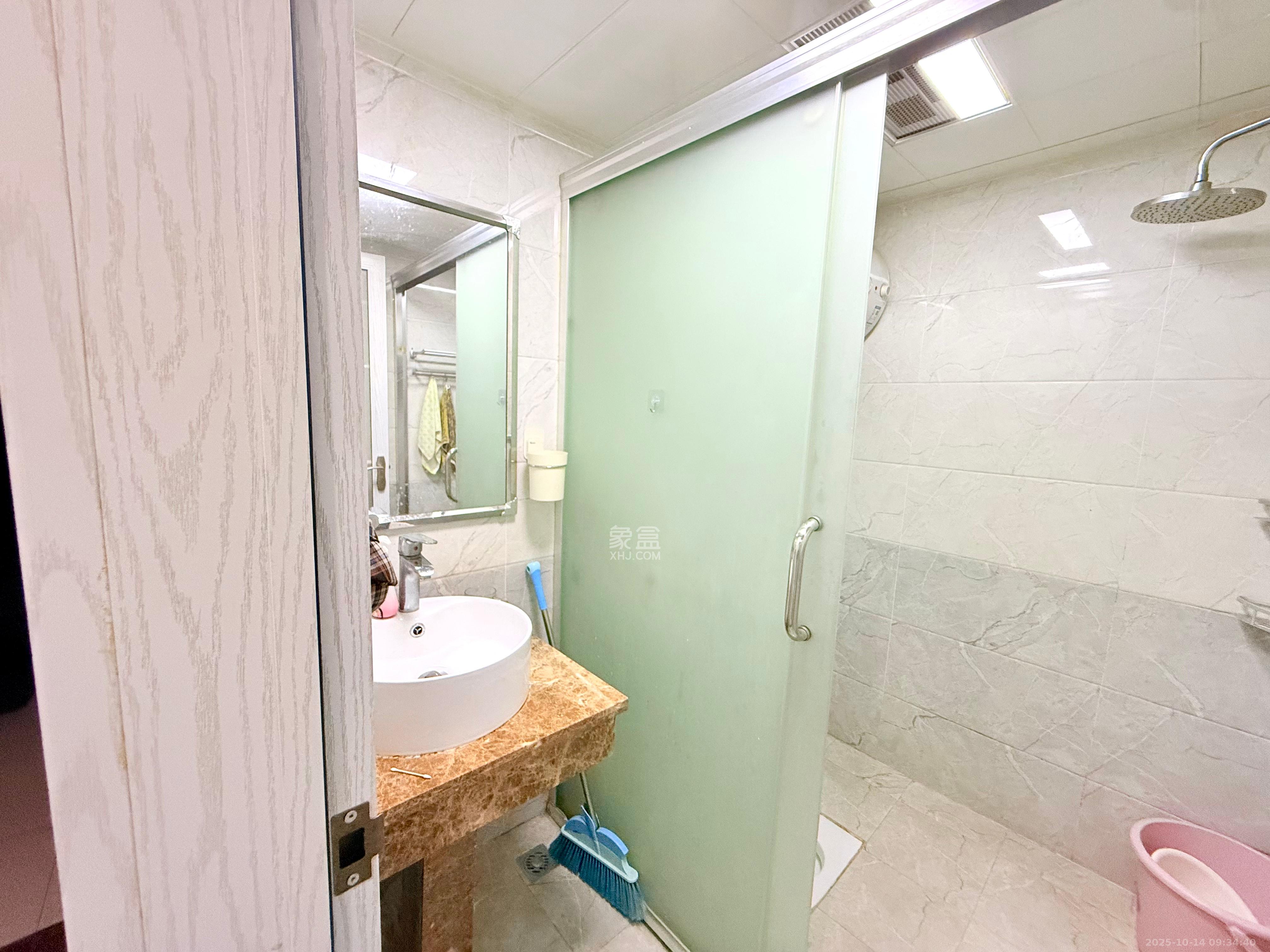 富兴旺角  1室0厅0卫    1500.0元/月室内图