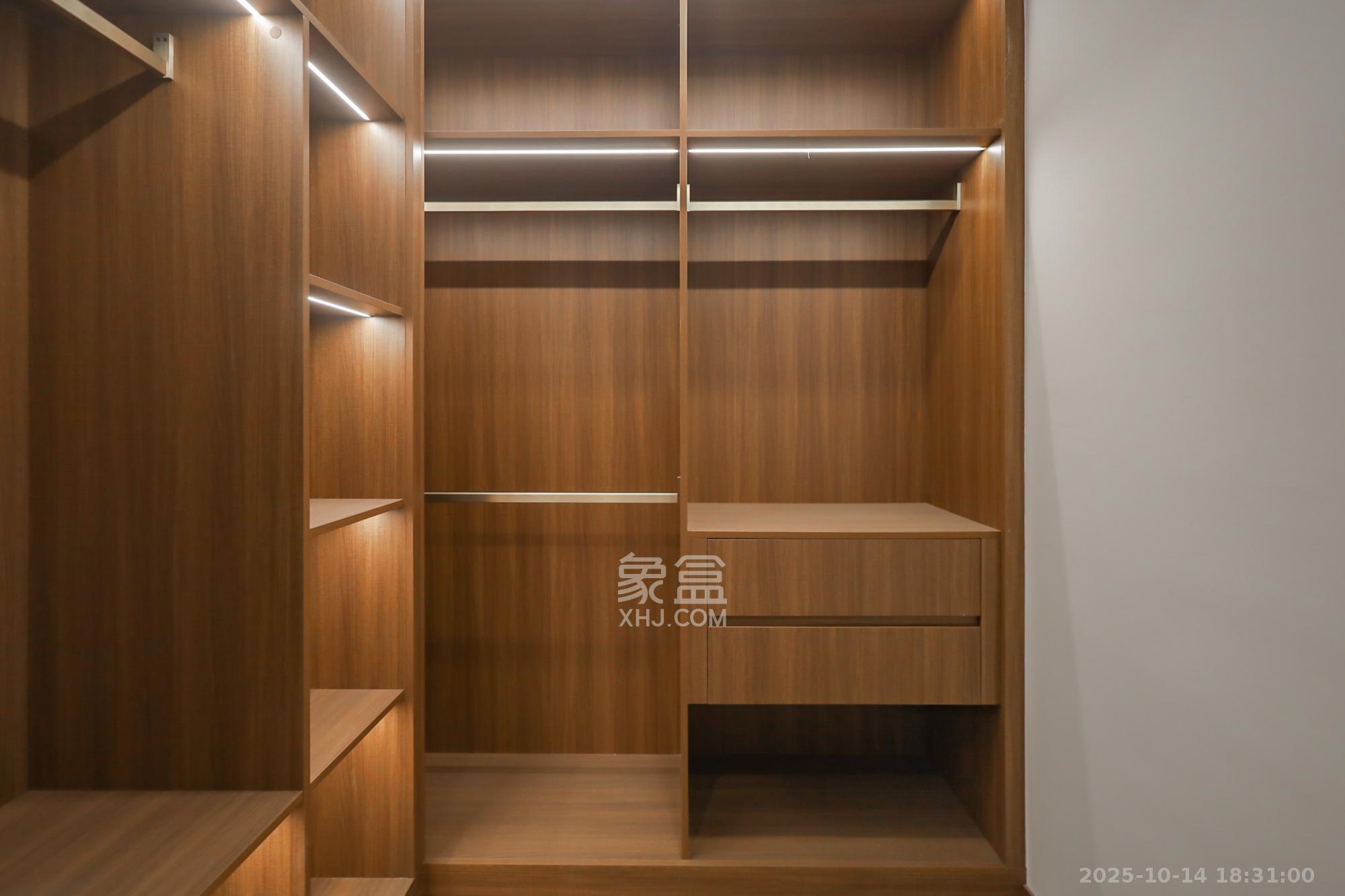 江山印  4室2厅3卫    500.0万 江山印  4室2厅3卫    500.0万其他