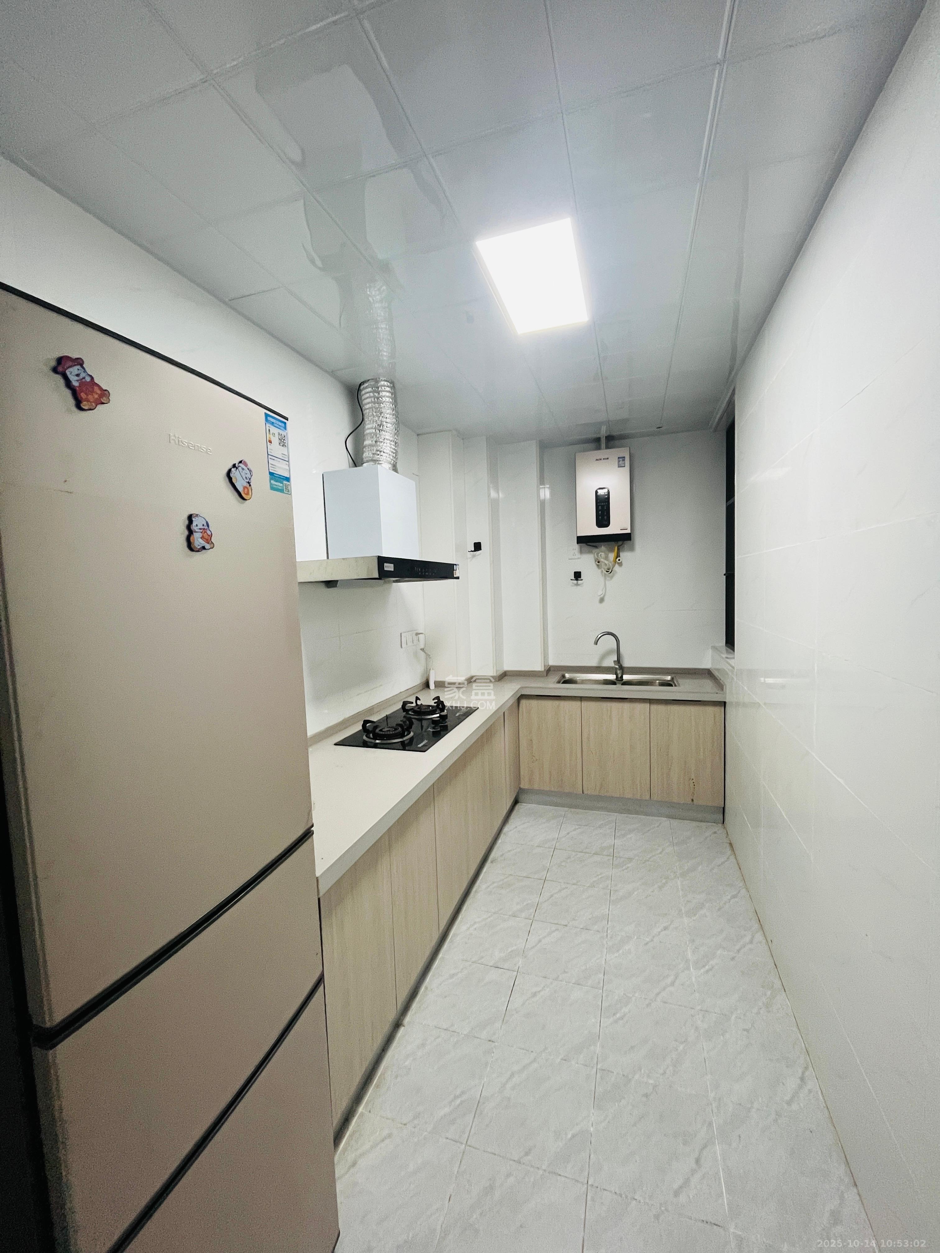 麓谷山湖郡  4室2厅2卫    2800.0元/月室内图