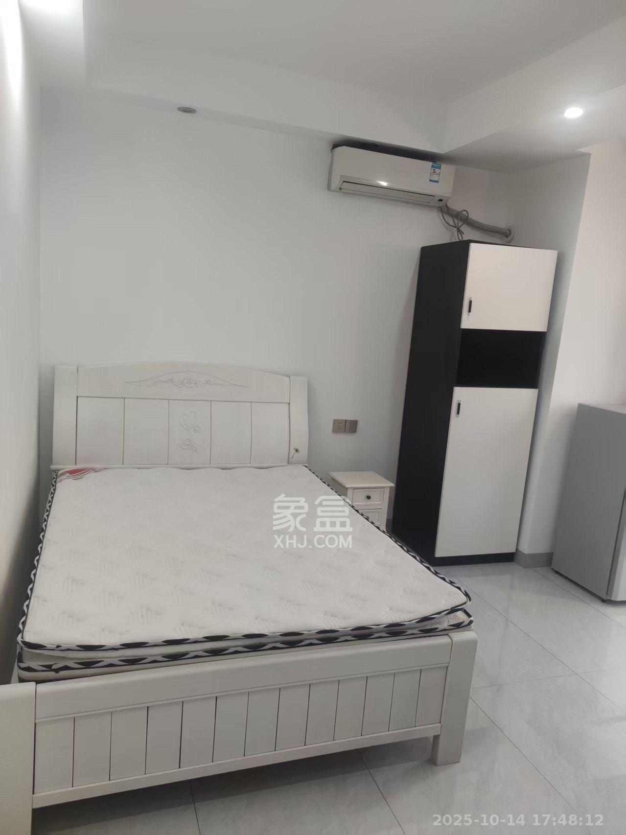 鸥波港湾 1室1厅1卫 1500.0元/月 鸥波港湾 1室1厅1卫 1500.0元/月室内图