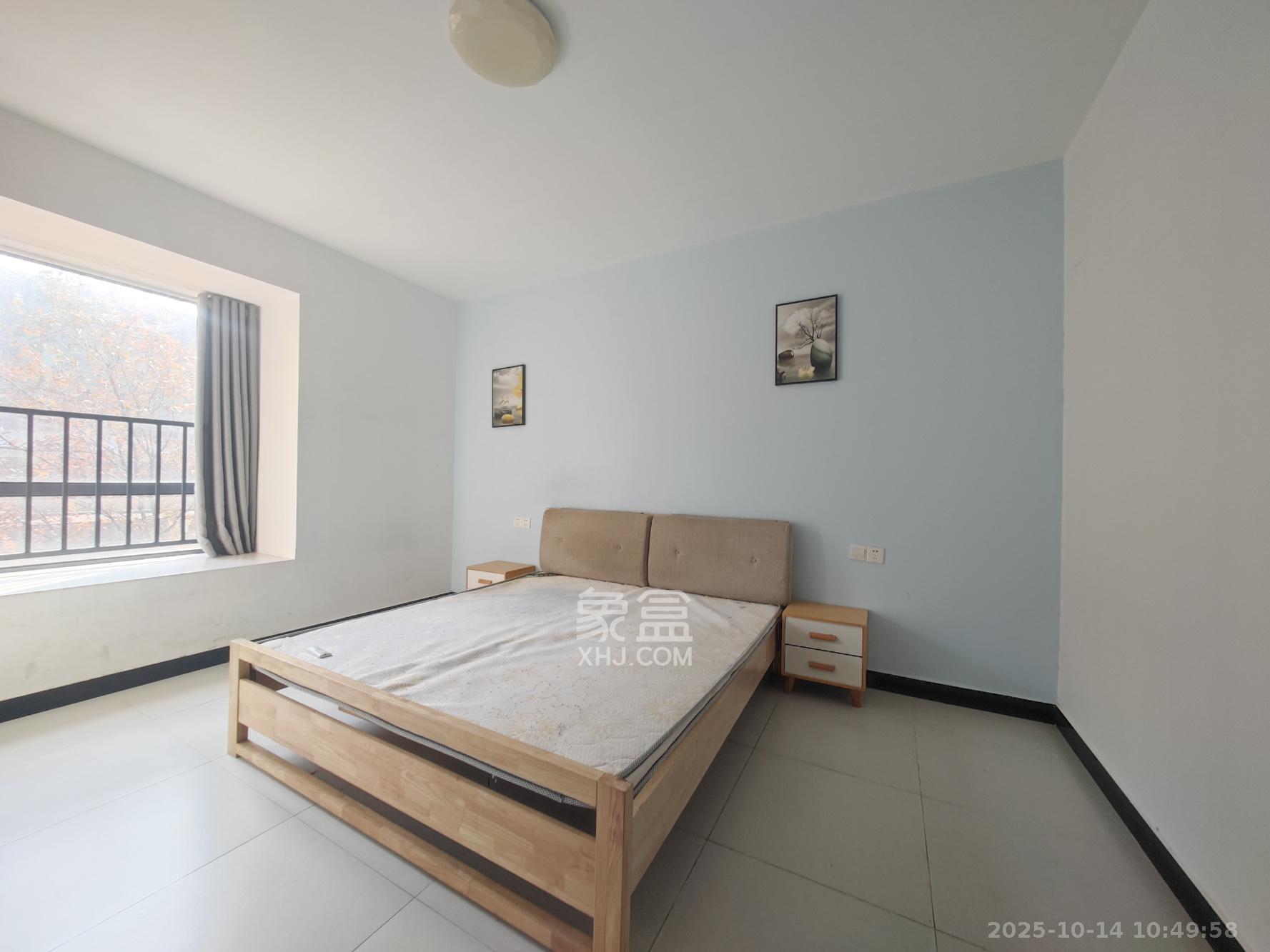 西湖鸿运佳苑 3室2厅2卫 70.0万 西湖鸿运佳苑 3室2厅2卫 70.0万卧室