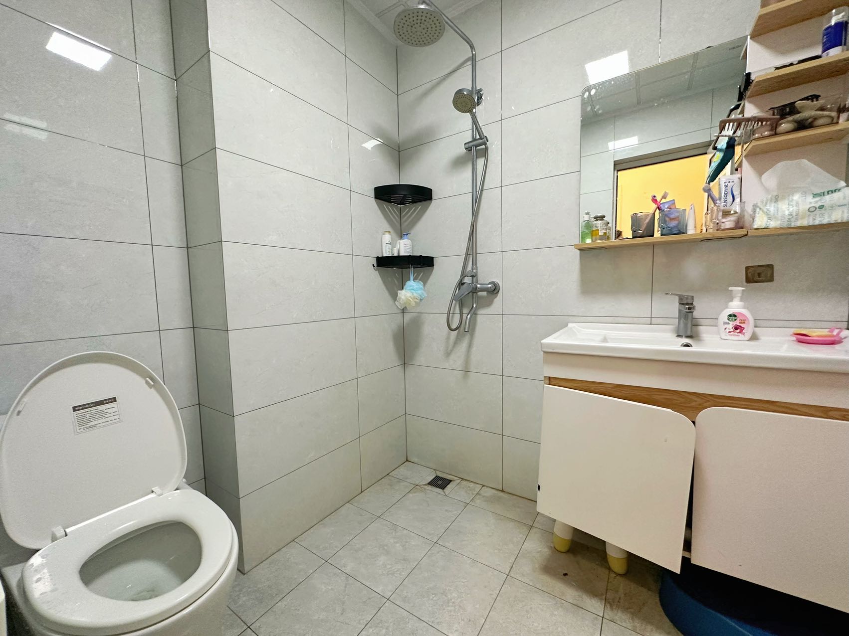 海航豪庭南苑  3室2厅2卫    6000.0元/月室内图