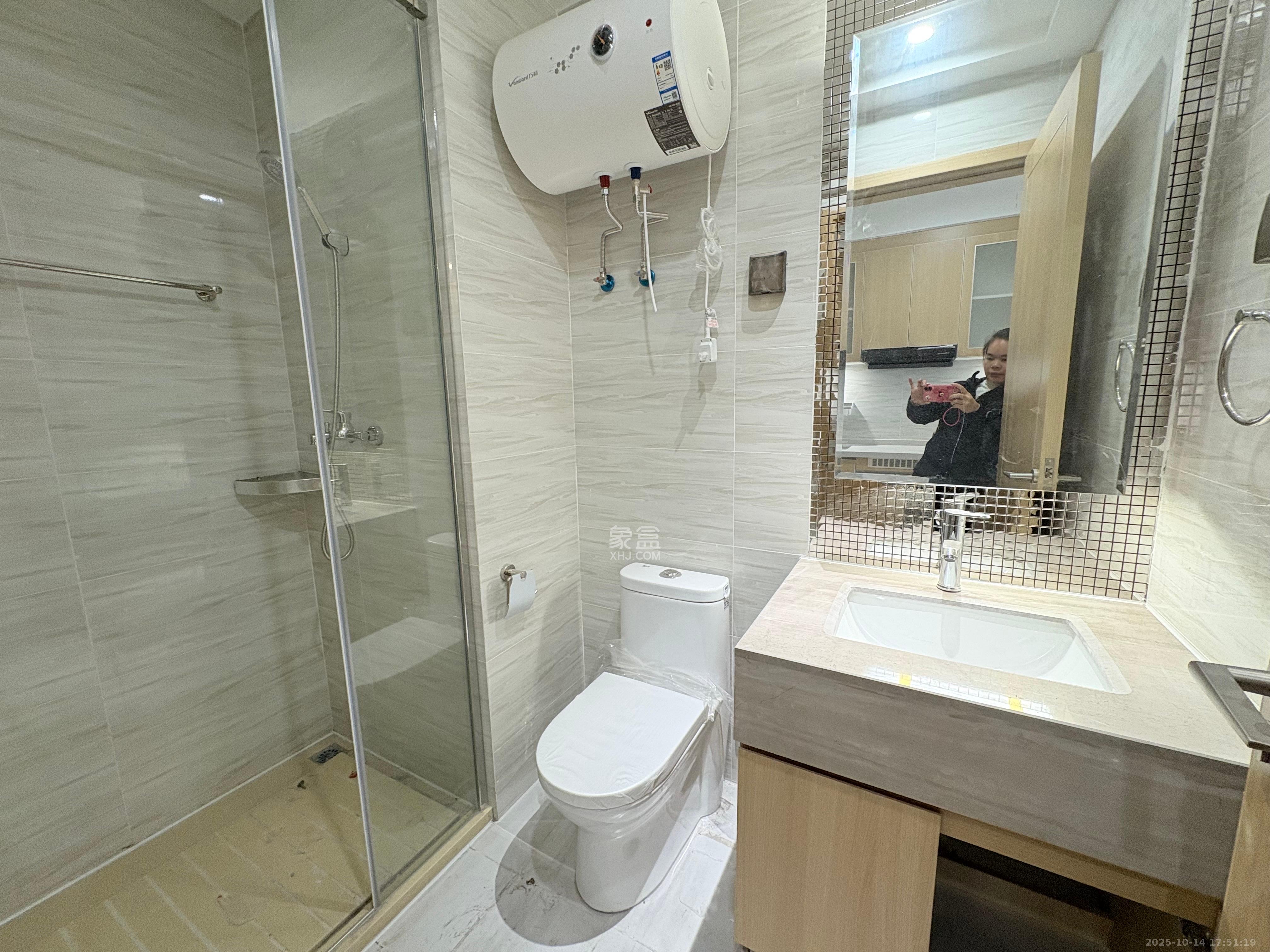 恒大珺悦府  1室1厅1卫    1600.0元/月室内图