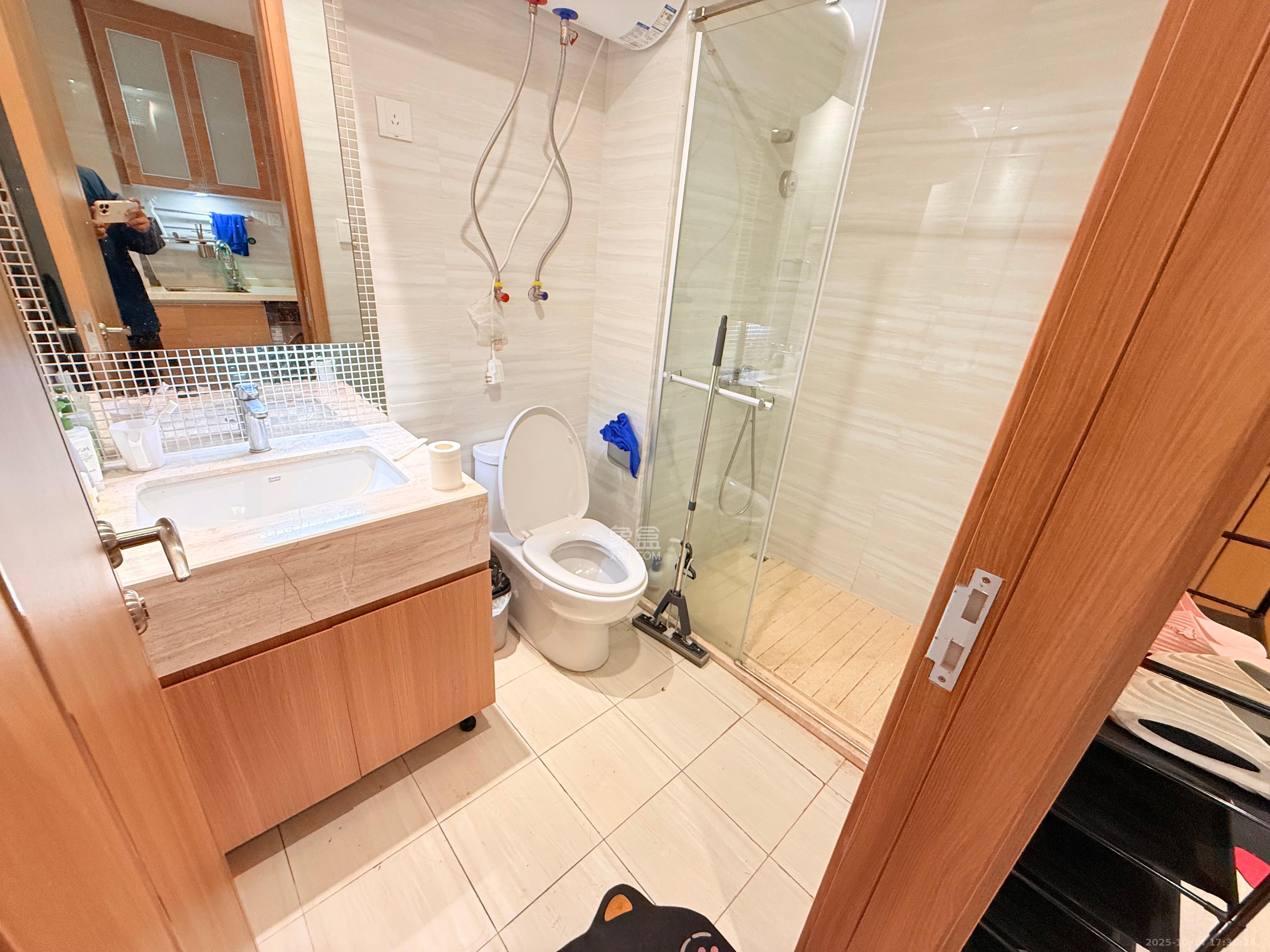 恒大国际广场 1室1厅1卫 1500.0元/月 恒大国际广场 1室1厅1卫 1500.0元/月室内图