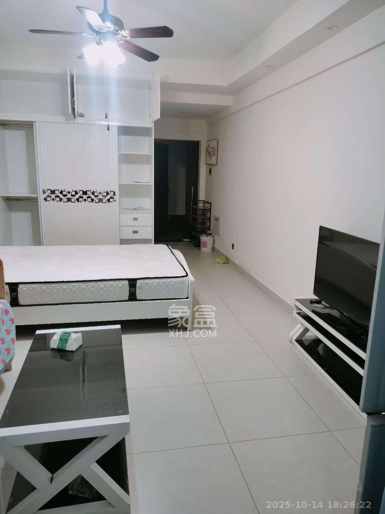 丰园城（鄱阳小区二期）  1室1厅1卫    1200.0元/月室内图