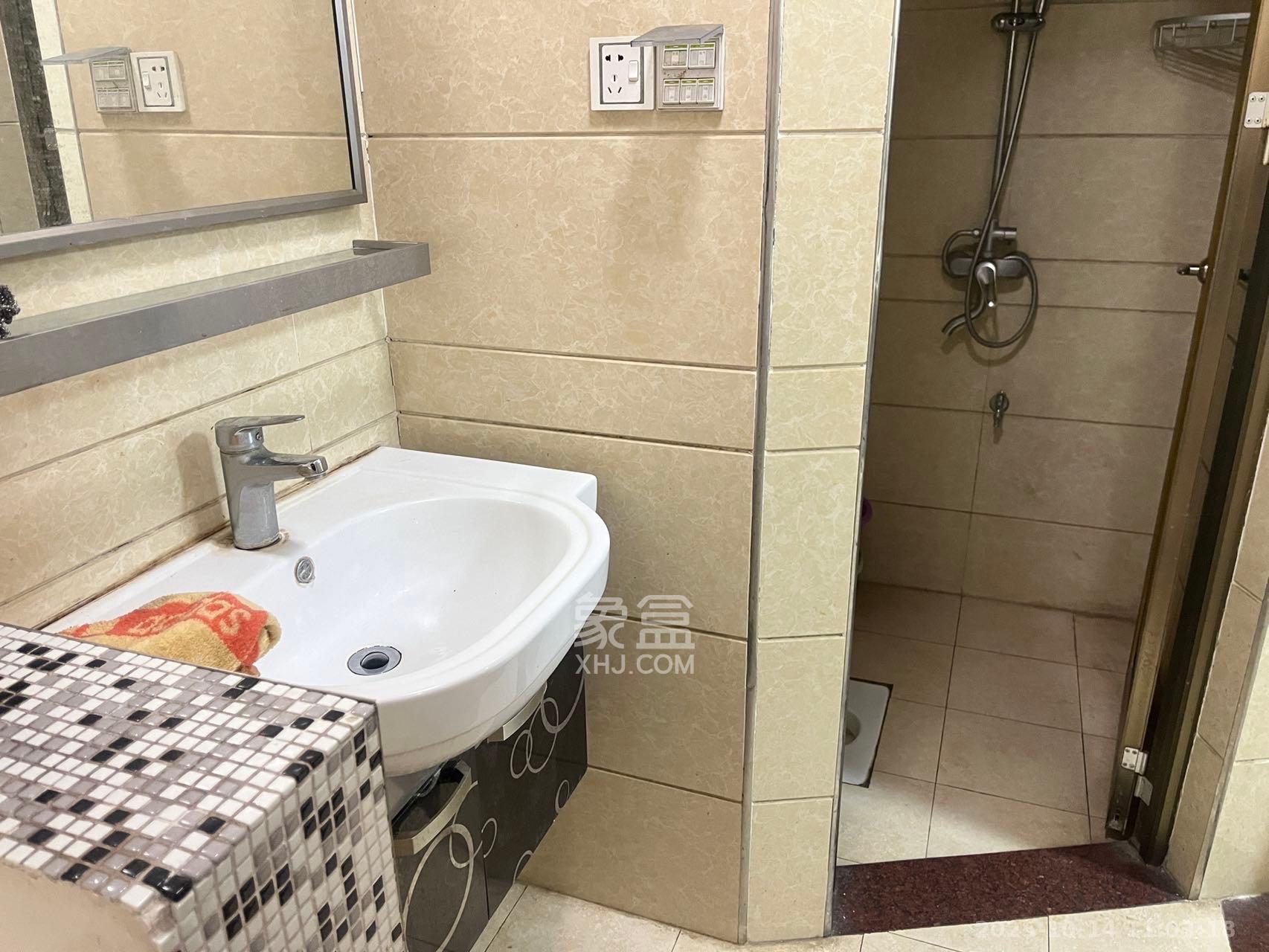 上海城小区 3室2厅2卫 2150.0元/月 上海城小区 3室2厅2卫 2150.0元/月室内图