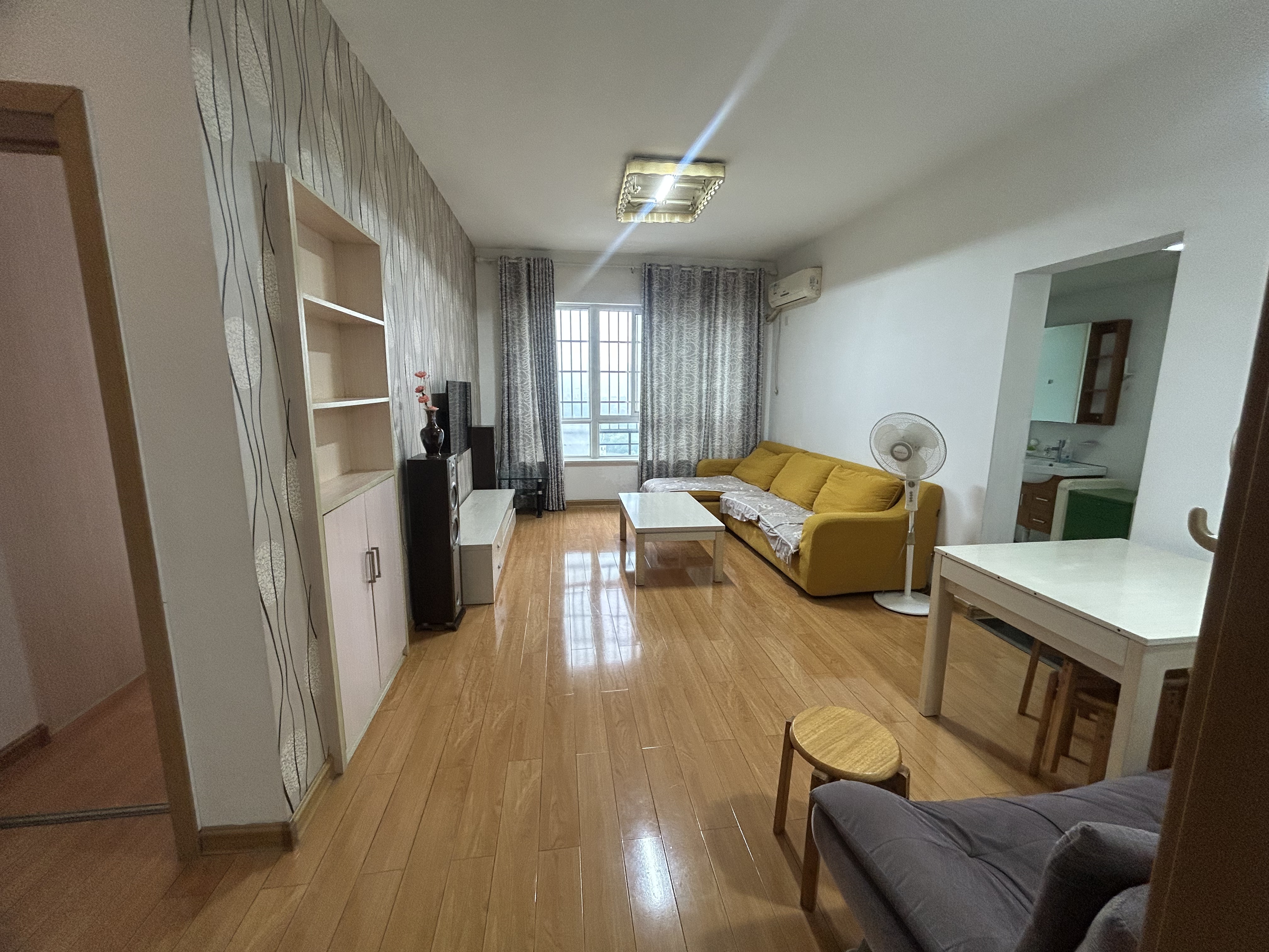 天泰喜梅小区 2室2厅1卫 36.8万 天泰喜梅小区 2室2厅1卫 36.8万室内图