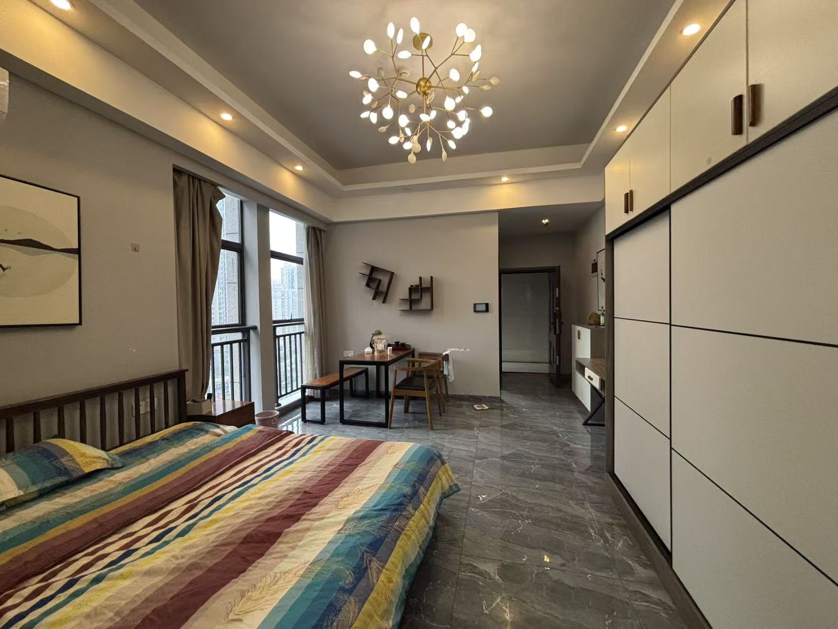 流金岁月-华晨国际 1室1厅1卫 30.00万 流金岁月-华晨国际 1室1厅1卫 30.00万室内图