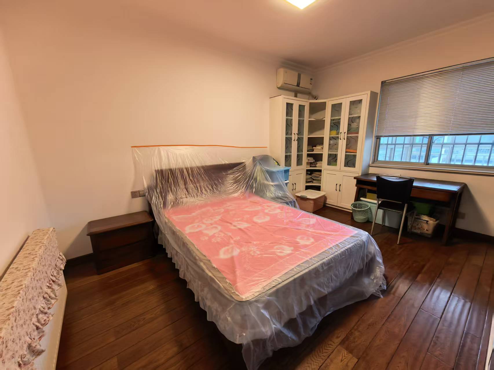 利江畅园 5室2厅3卫 82.0万 利江畅园 5室2厅3卫 82.0万室内图