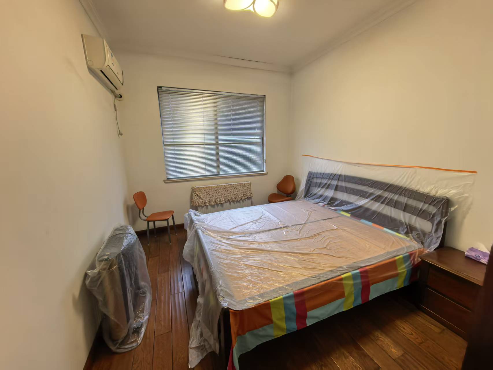 利江畅园 5室2厅3卫 82.0万 利江畅园 5室2厅3卫 82.0万室内图