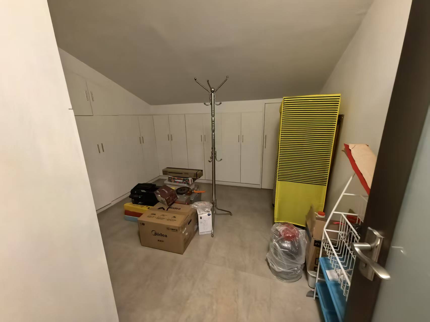 利江畅园 5室2厅3卫 82.0万 利江畅园 5室2厅3卫 82.0万室内图