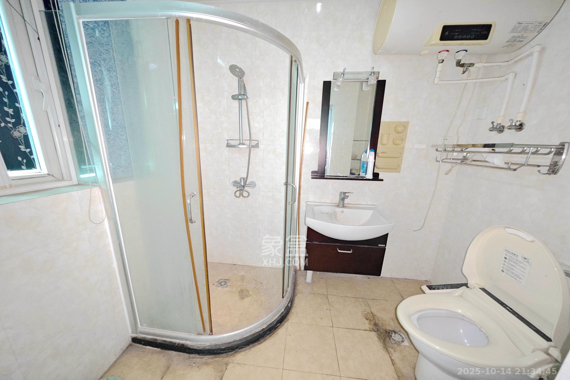 名都花园 3室2厅2卫 95.0万 名都花园 3室2厅2卫 95.0万其他