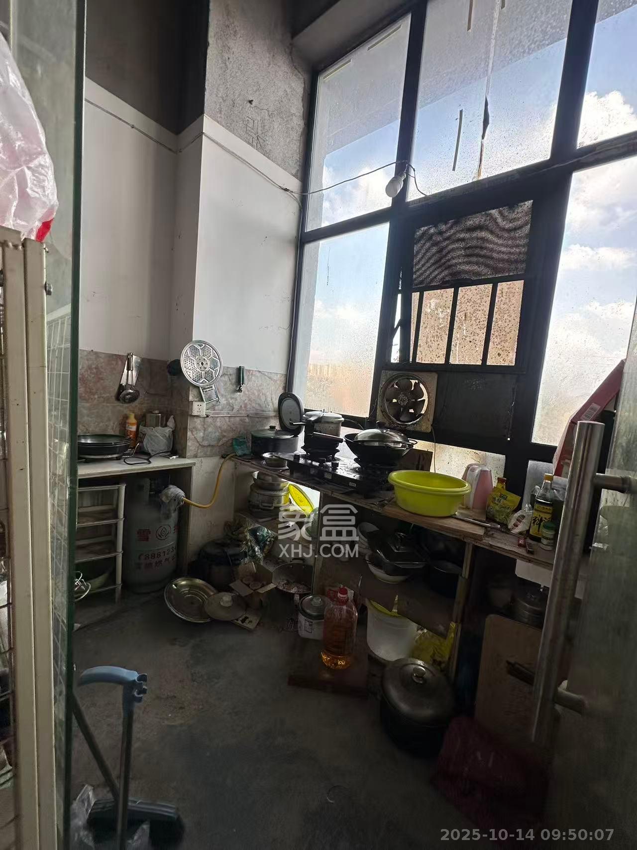 怡海星城   116.4㎡      5300.0元/月室内图