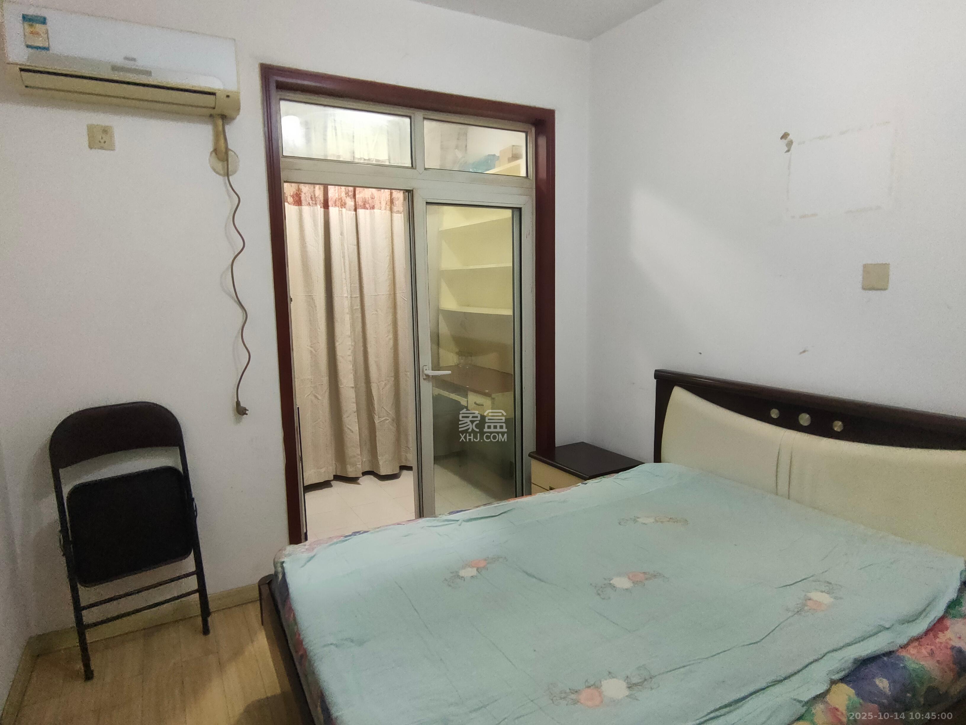 一品东庭  2室2厅1卫    2200.0元/月室内图