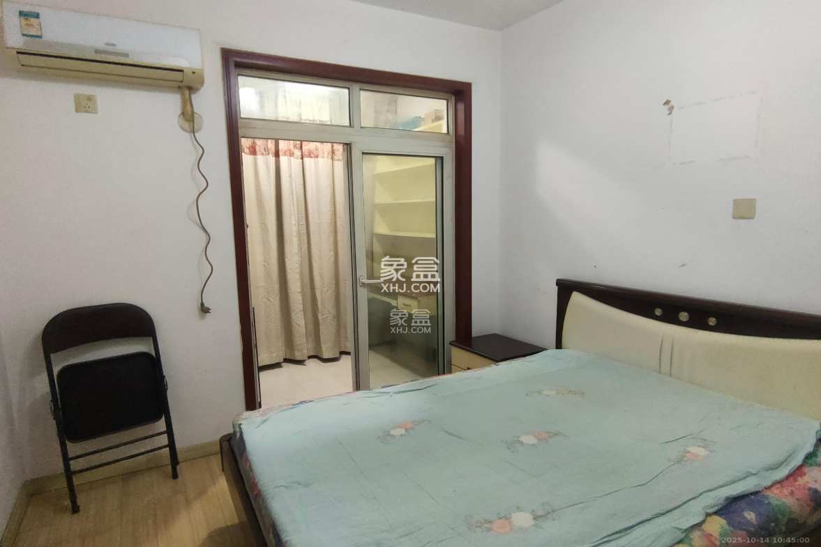 一品东庭 2室2厅1卫 2200.0元/月 一品东庭 2室2厅1卫 2200.0元/月室内图