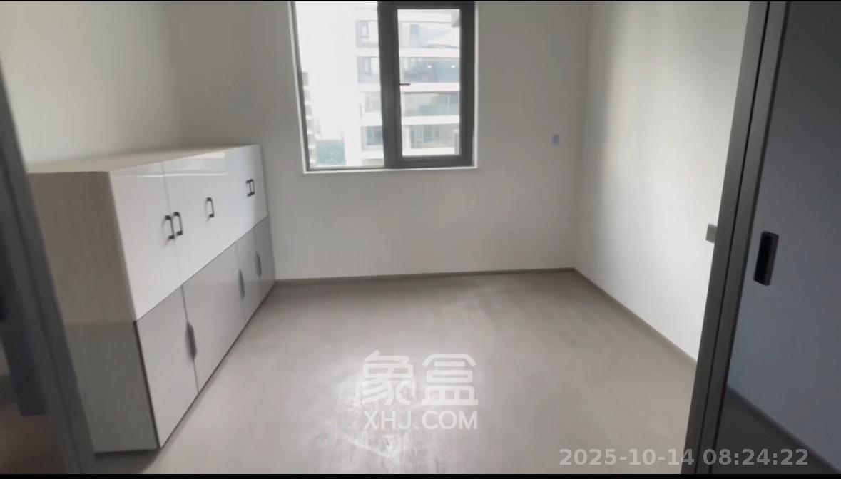 长沙润府B区  4室2厅2卫    6500.0元/月室内图