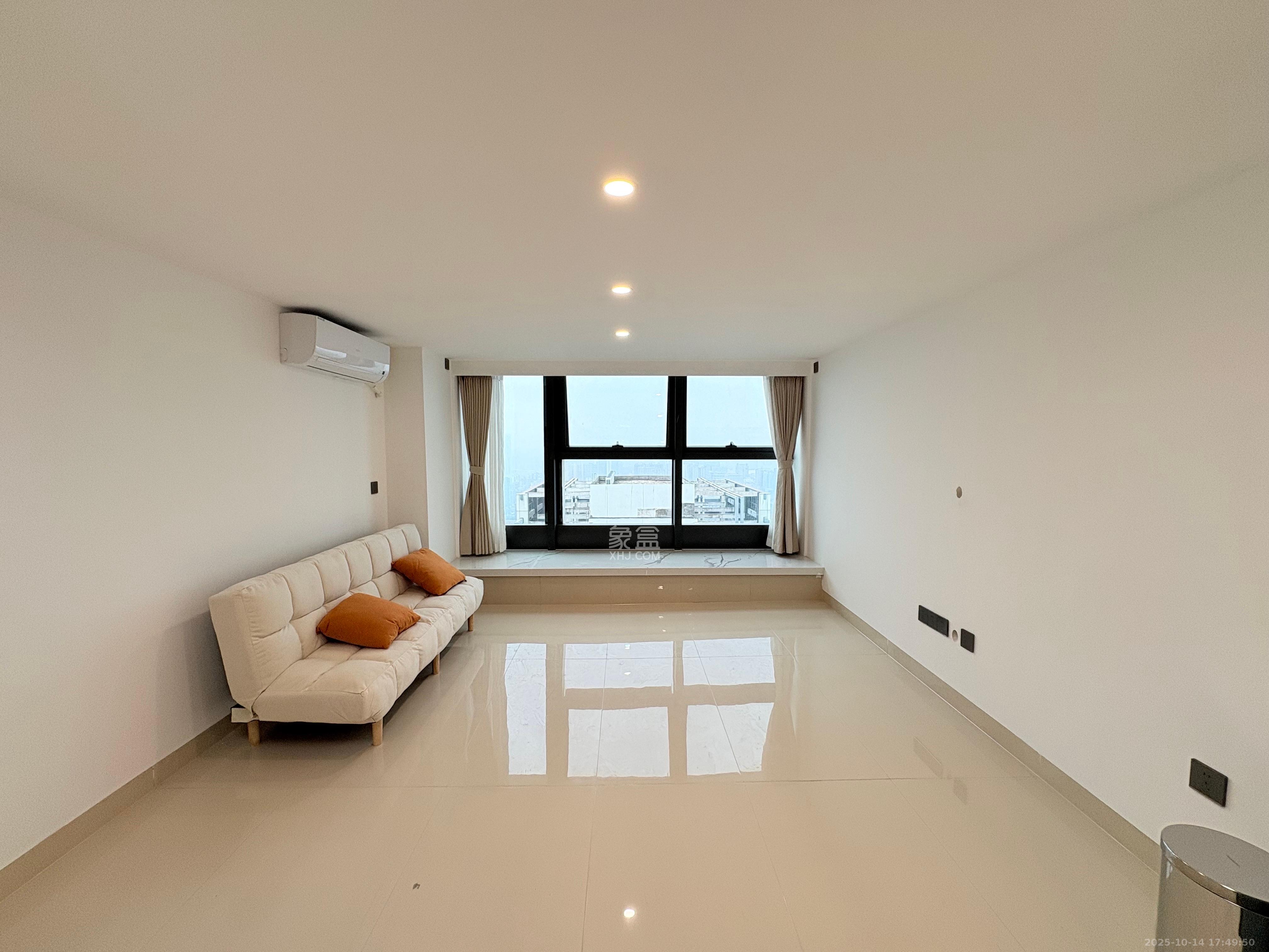 恒大珺悦府  1室1厅1卫    2600.0元/月室内图1