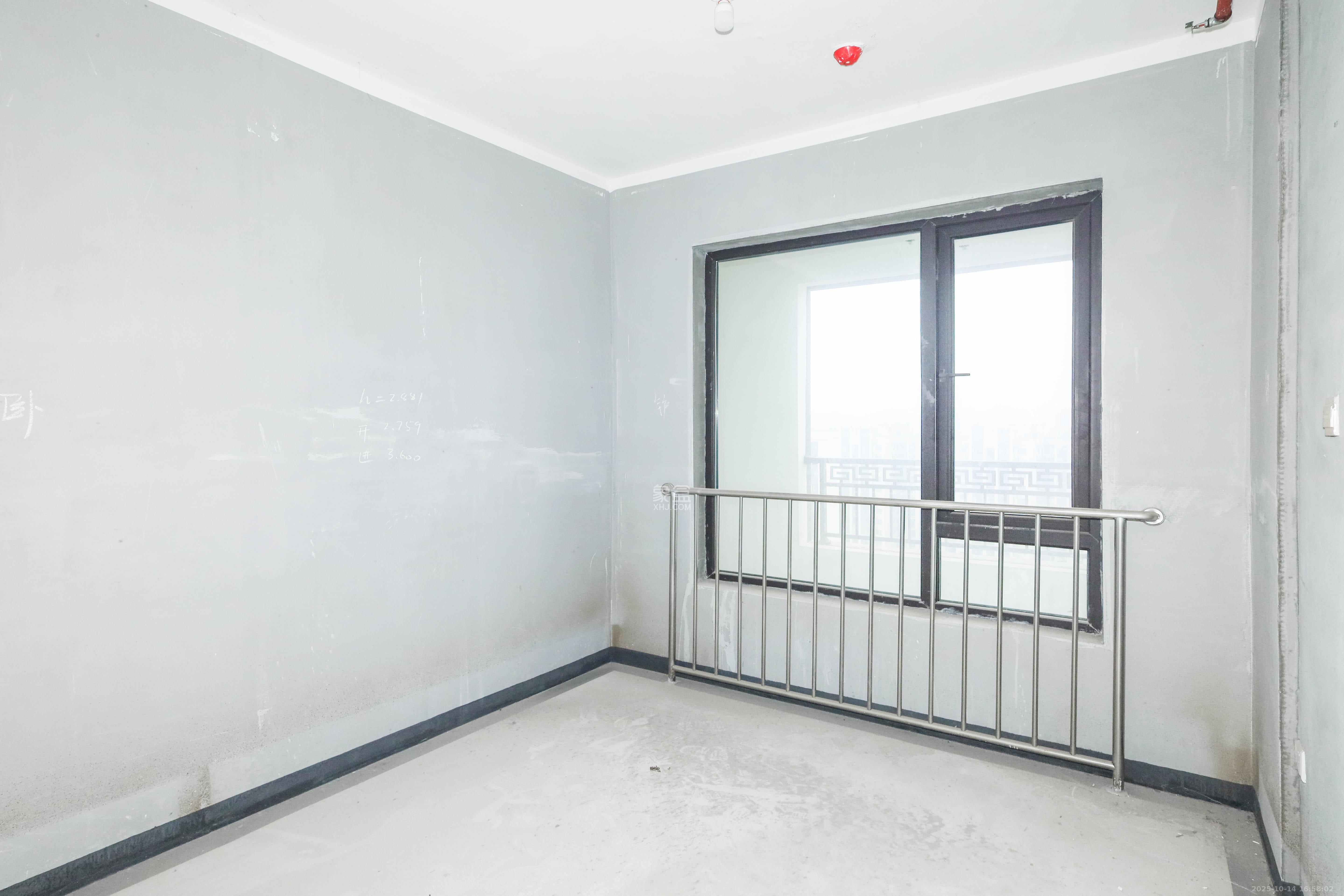建发央著  4室2厅2卫    253.0万卧室