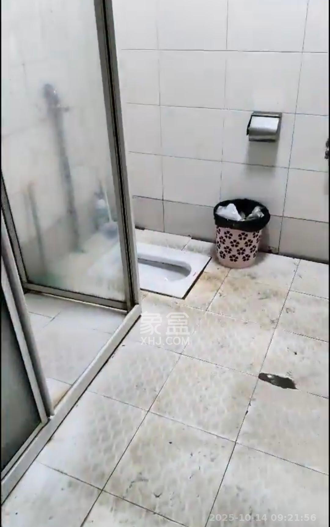 阳光100一期、四五期 1室1厅1卫 1000.0元/月 阳光100一期、四五期 1室1厅1卫 1000.0元/月室内图