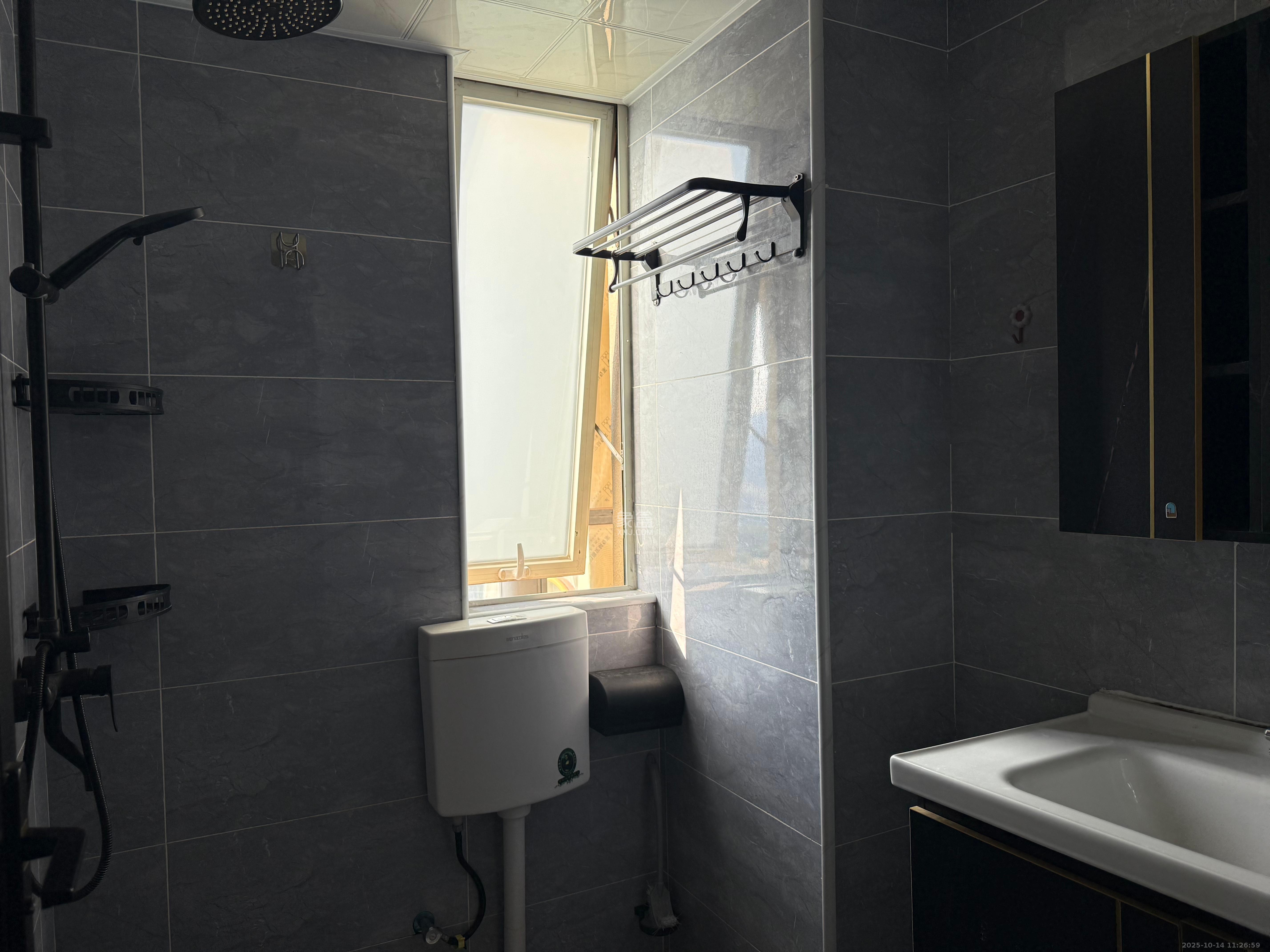 北辰三角洲E7区  2室2厅1卫    3000.0元/月 北辰三角洲E7区  2室2厅1卫    3000.0元/月室内图