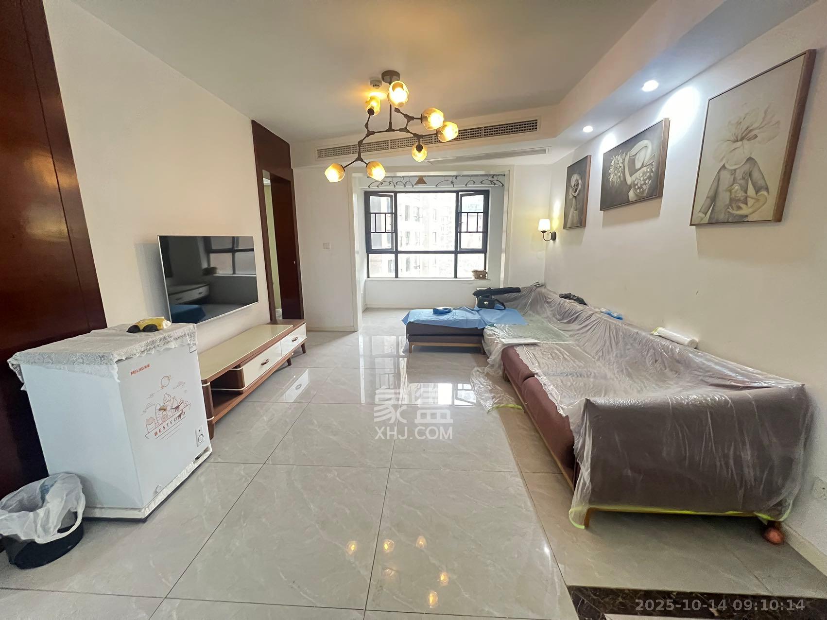 金地格林公馆  3室2厅2卫    3400.0元/月室内图