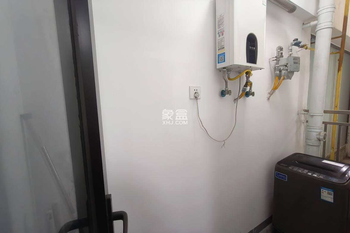 东站国际 1室1厅1卫 2300.0元/月 东站国际 1室1厅1卫 2300.0元/月室内图